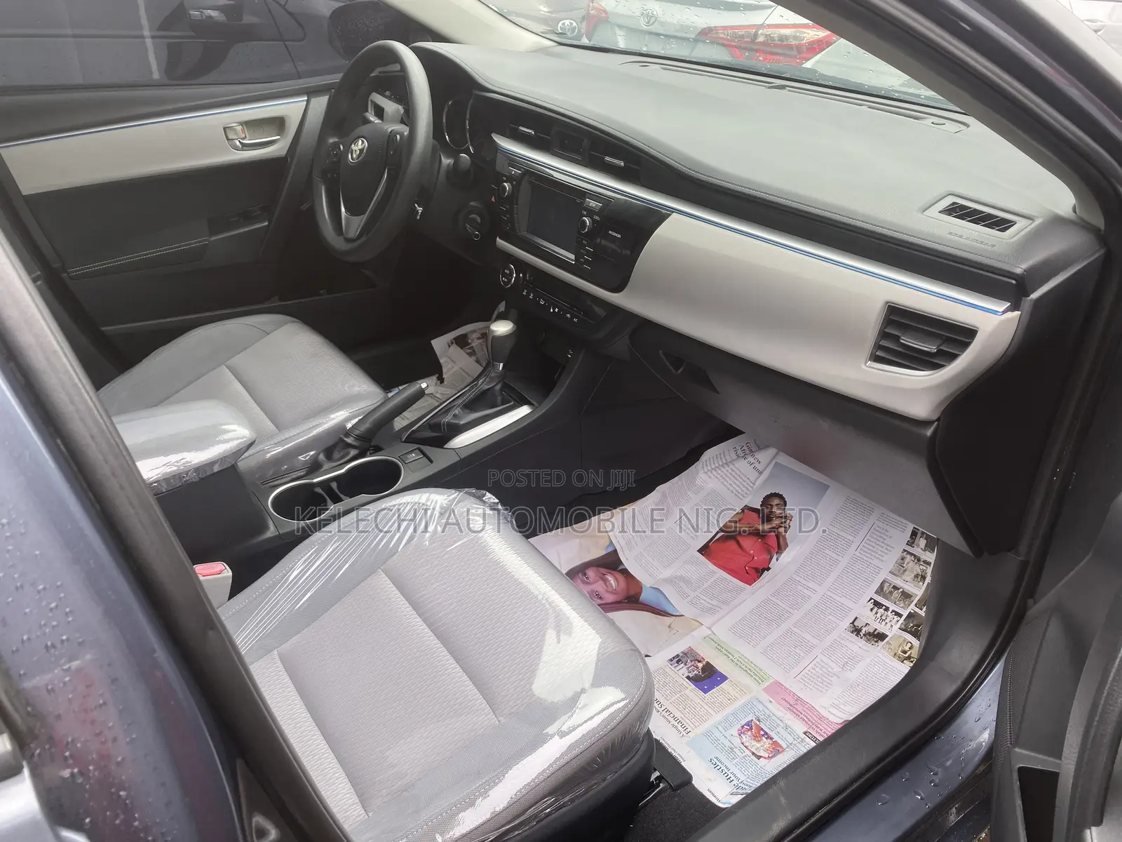 Toyota Corolla LE 4dr Sedan (1.8L 4cyl CVT) 2015 Gray