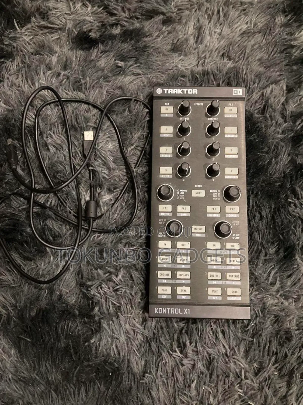 Native Instruments/Traktor "Kontrol X1" Dj Controller