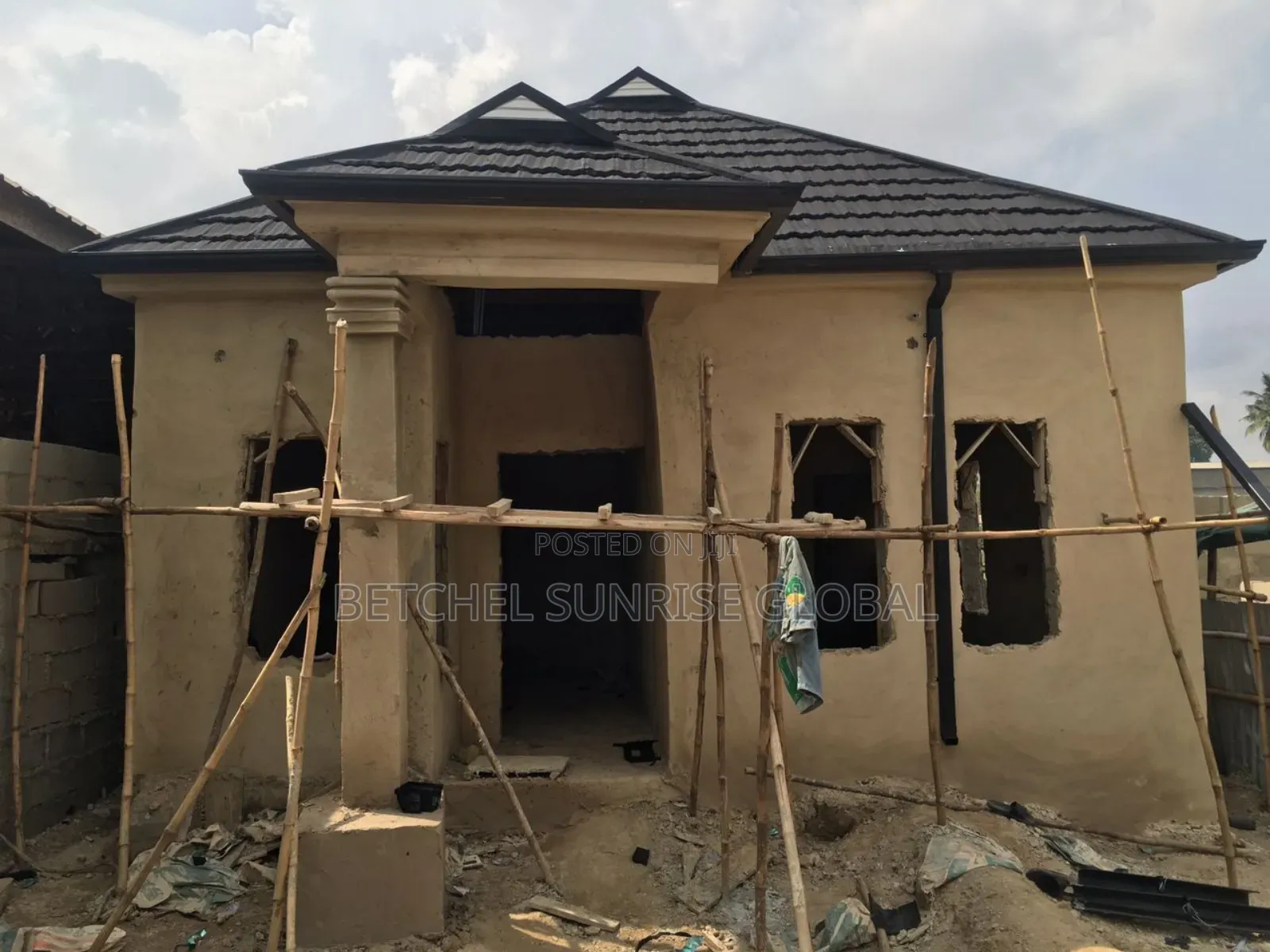 Classic Design Roofing Sheet and PVC Gutter