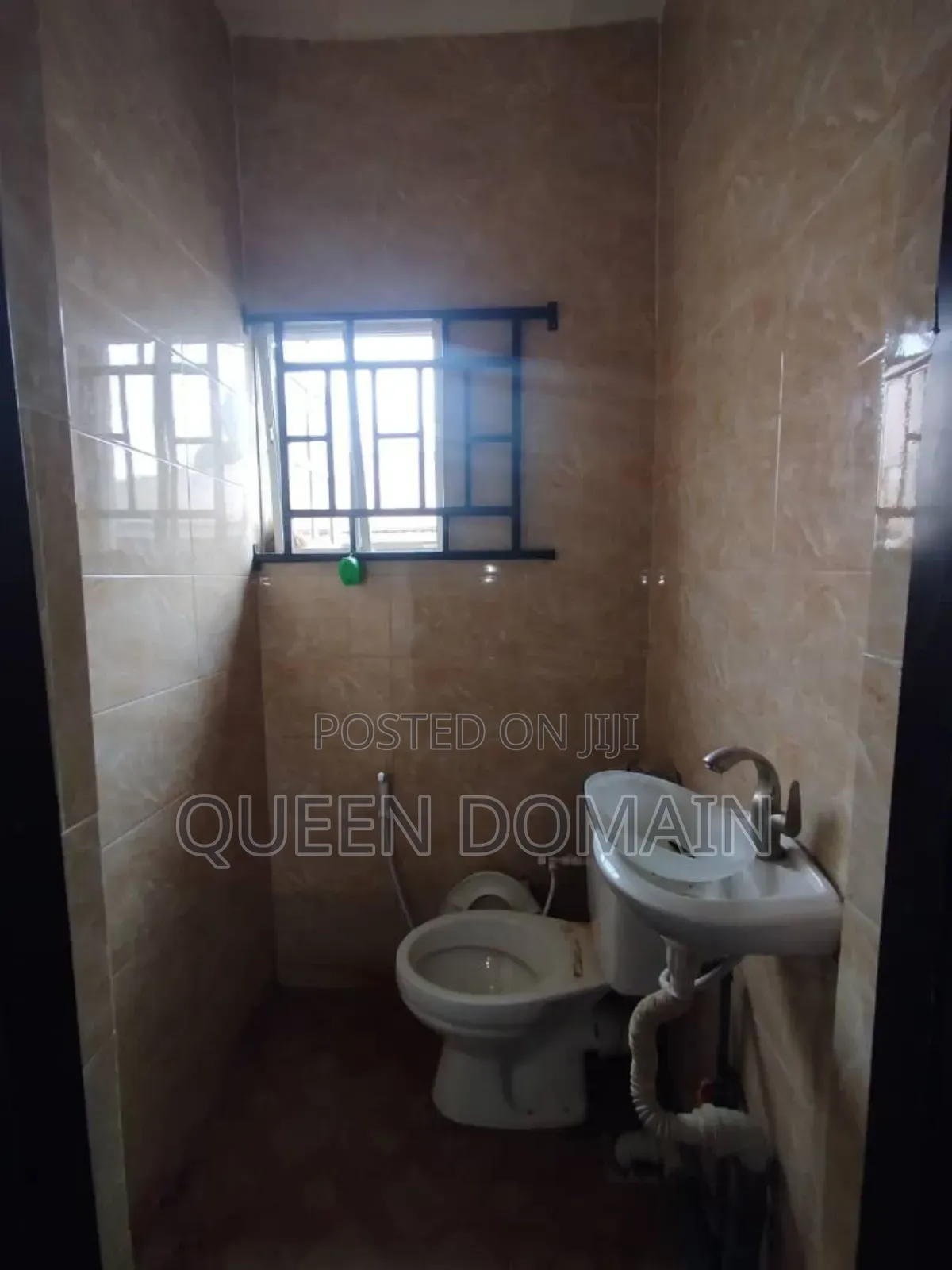 1bdrm Block of Flats in Thera Annex, Sangotedo for rent