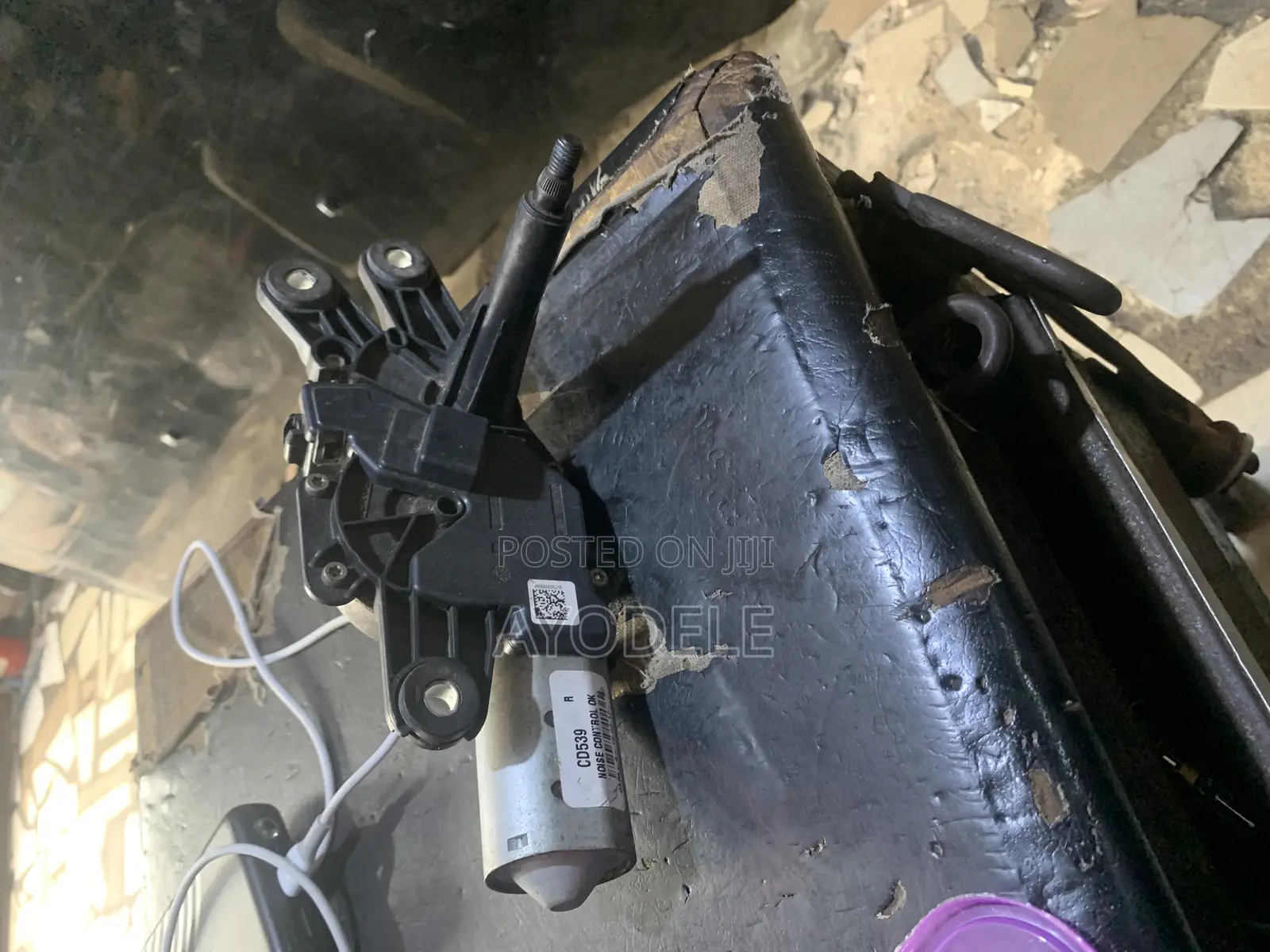 Ford Edge Back Wiper Engine