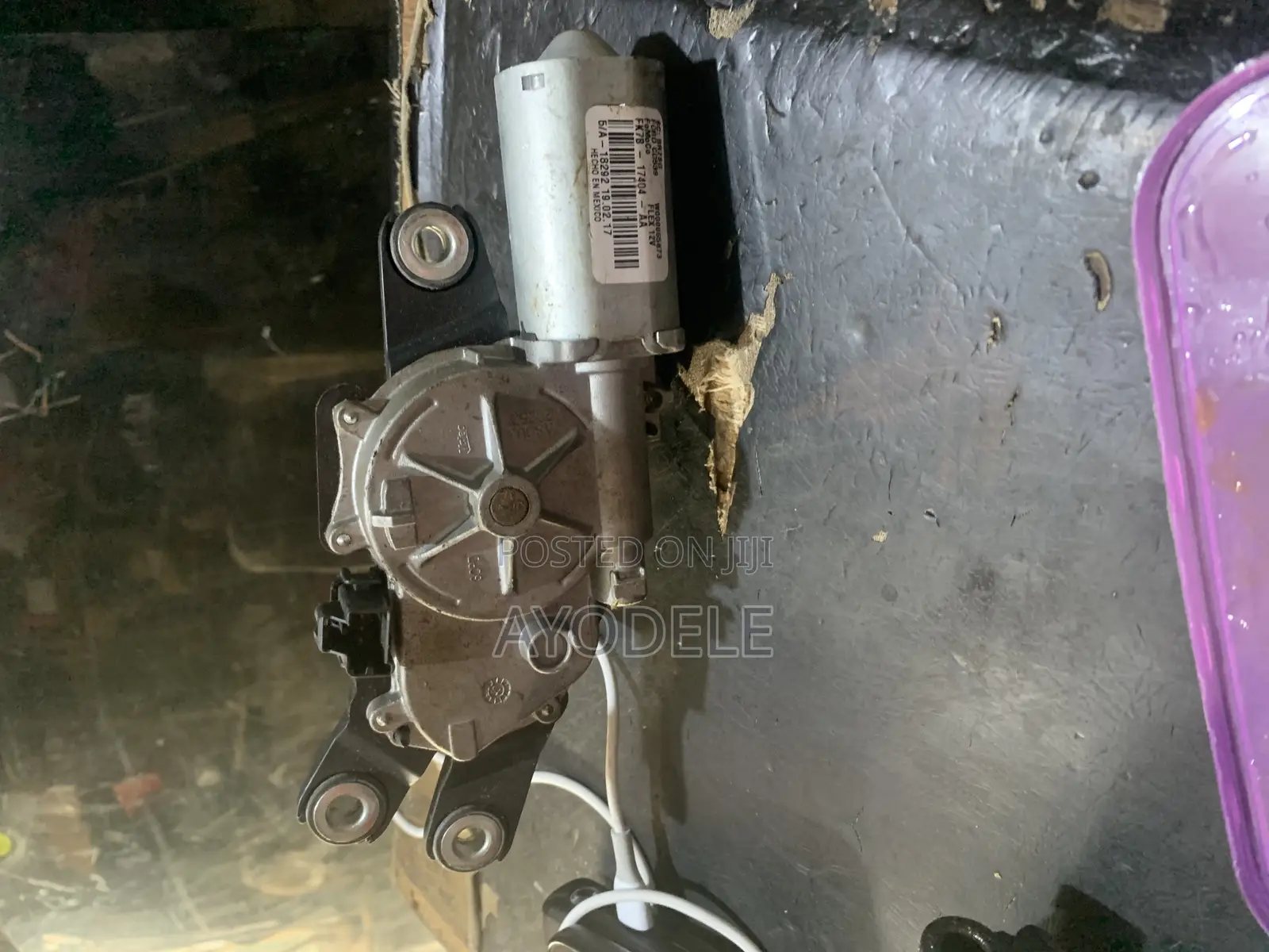 Ford Edge Back Wiper Engine