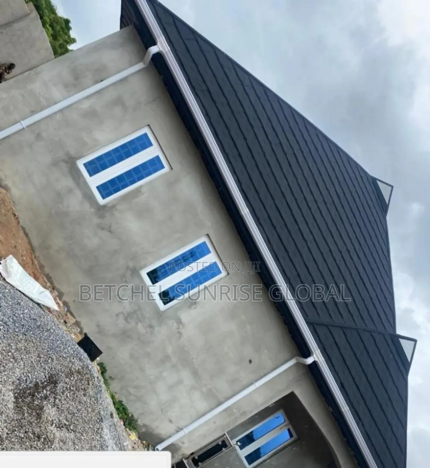 PVC Gutter White Color and Gerald Roof