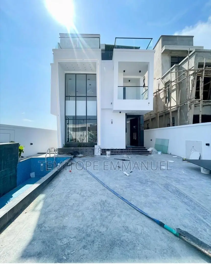 Furnished 5bdrm Duplex in Lekki Phase 1 for sale