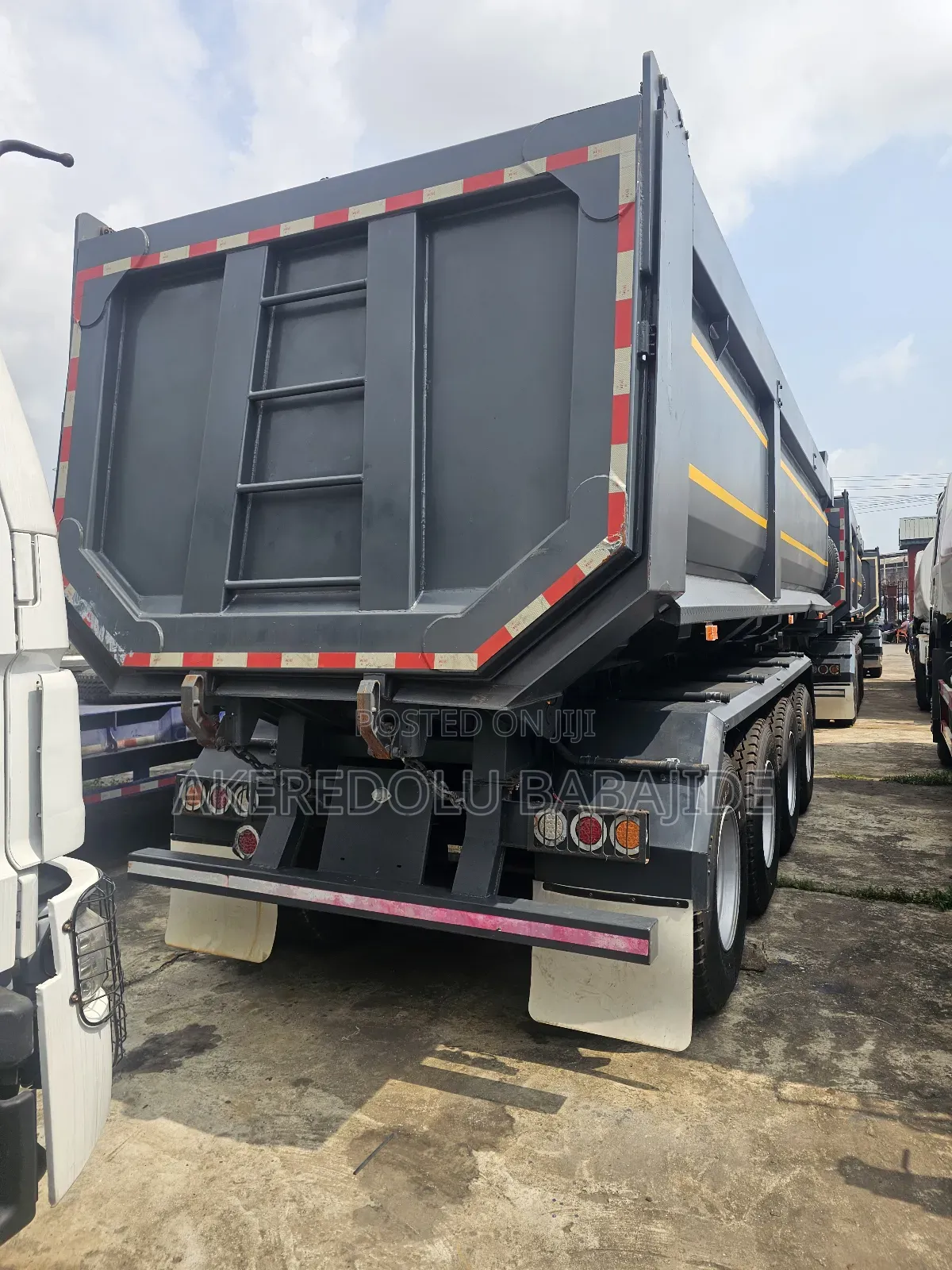 Trailer Bucket 100ton