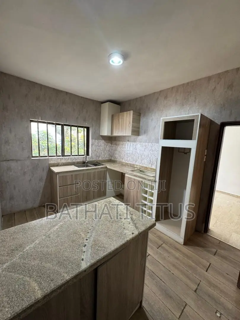 3bdrm Block of Flats in Maitama for rent