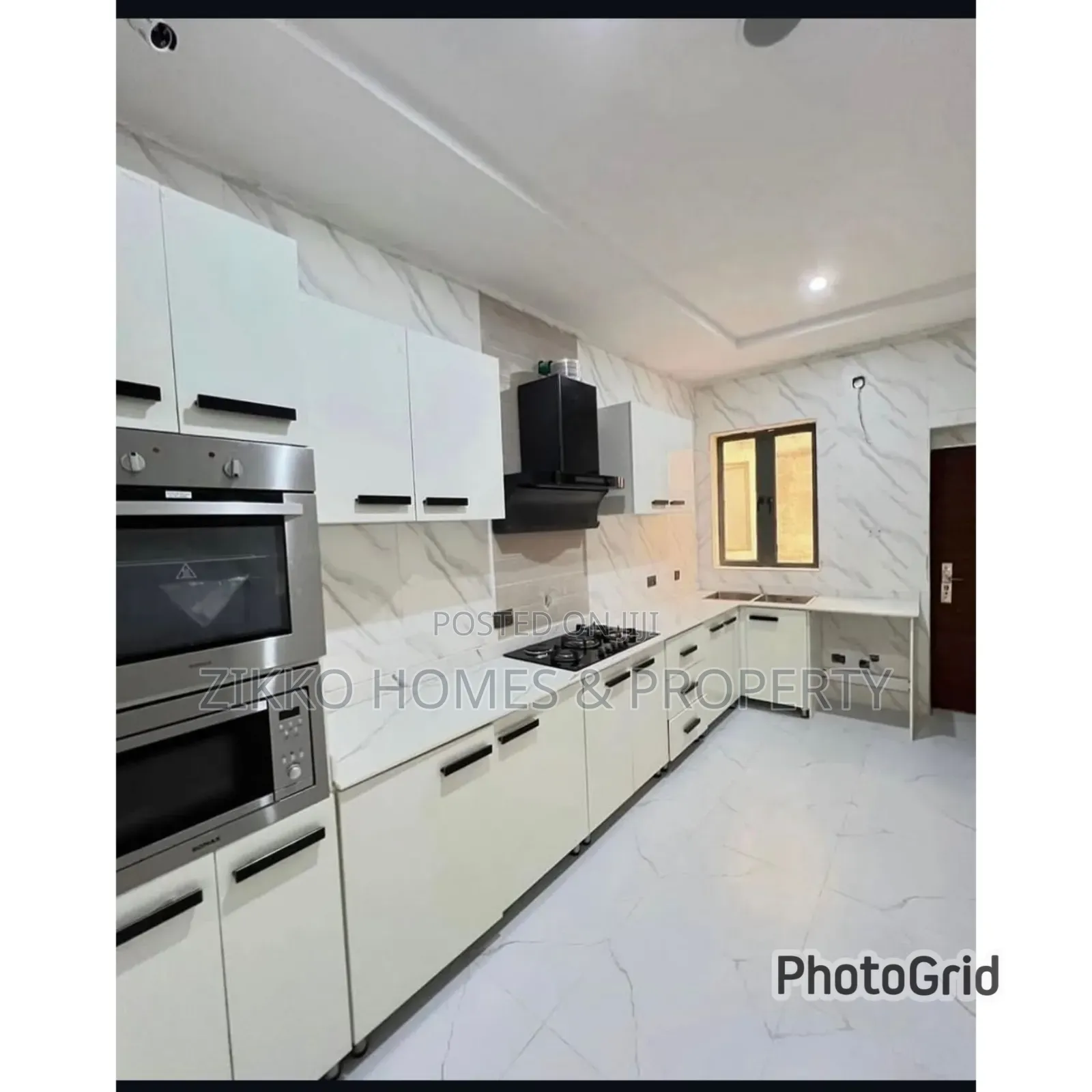 3bdrm Townhouse/Terrace in Ajah, Abraham Adesanya Estate for sale