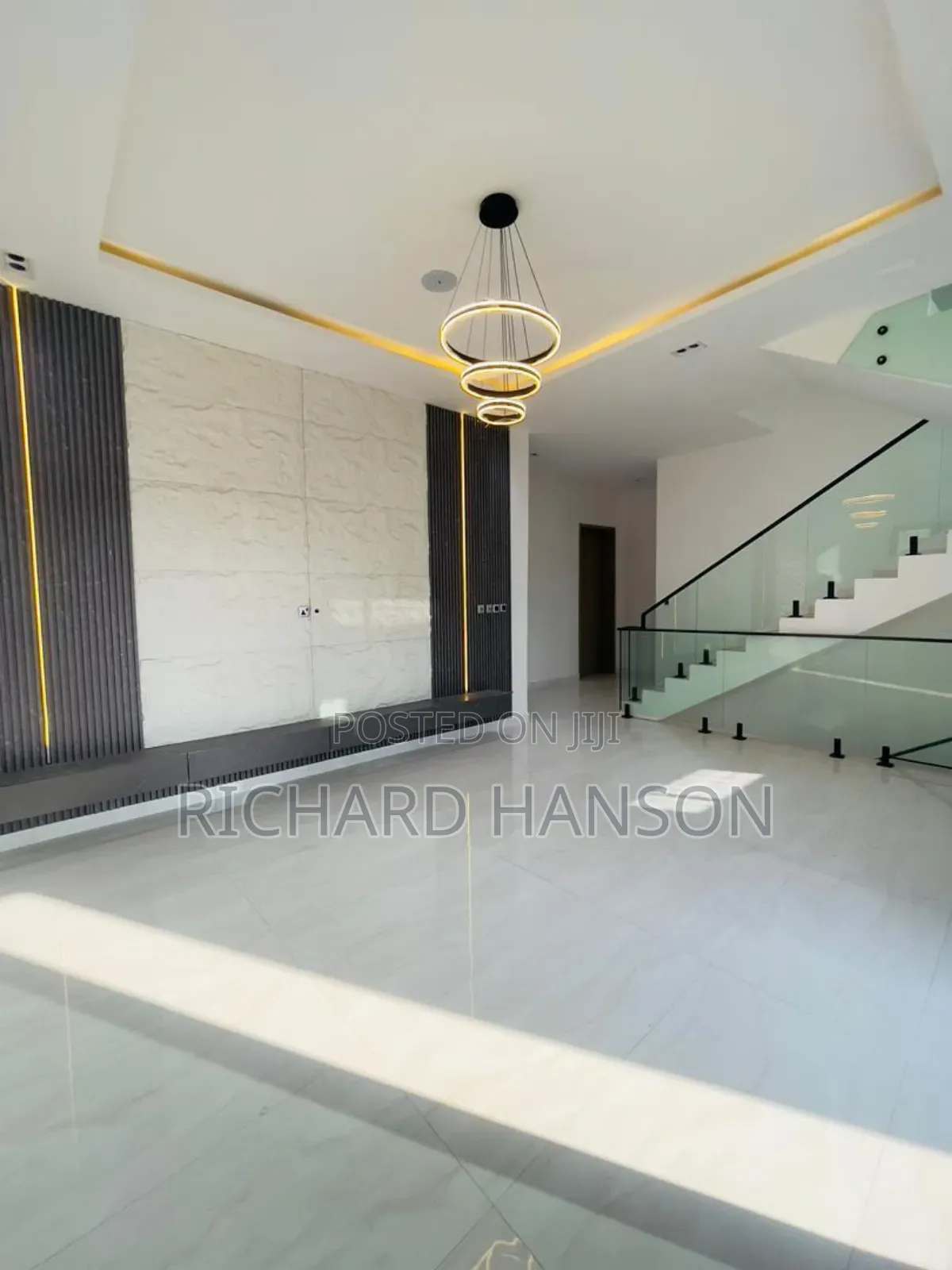 5bdrm Duplex in In Lekki, Sangotedo for sale