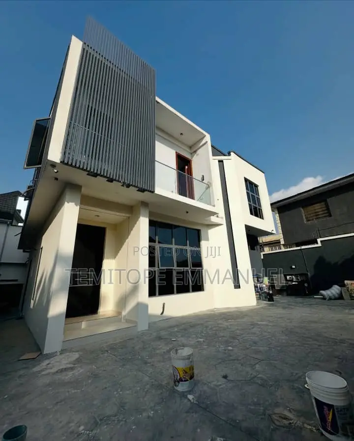 Furnished 4bdrm Duplex in Magodo Phase 1 for sale