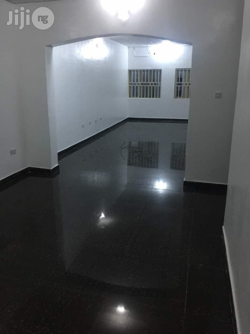 Wooden Flooring Laminated Vinyl Tiles