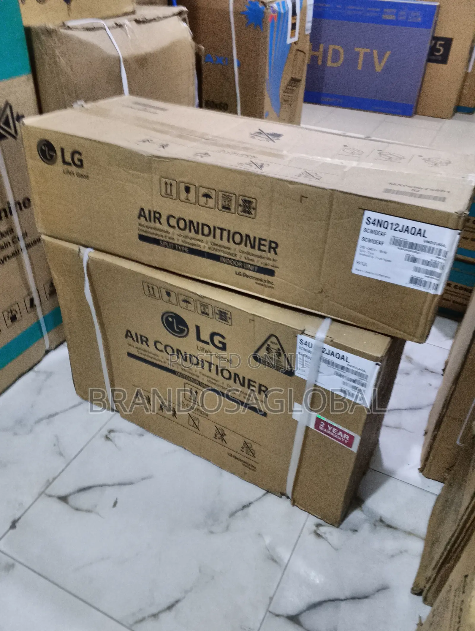 Lg S4nq12jaqal 1.5hp Ac Modern Wall Mount Design
