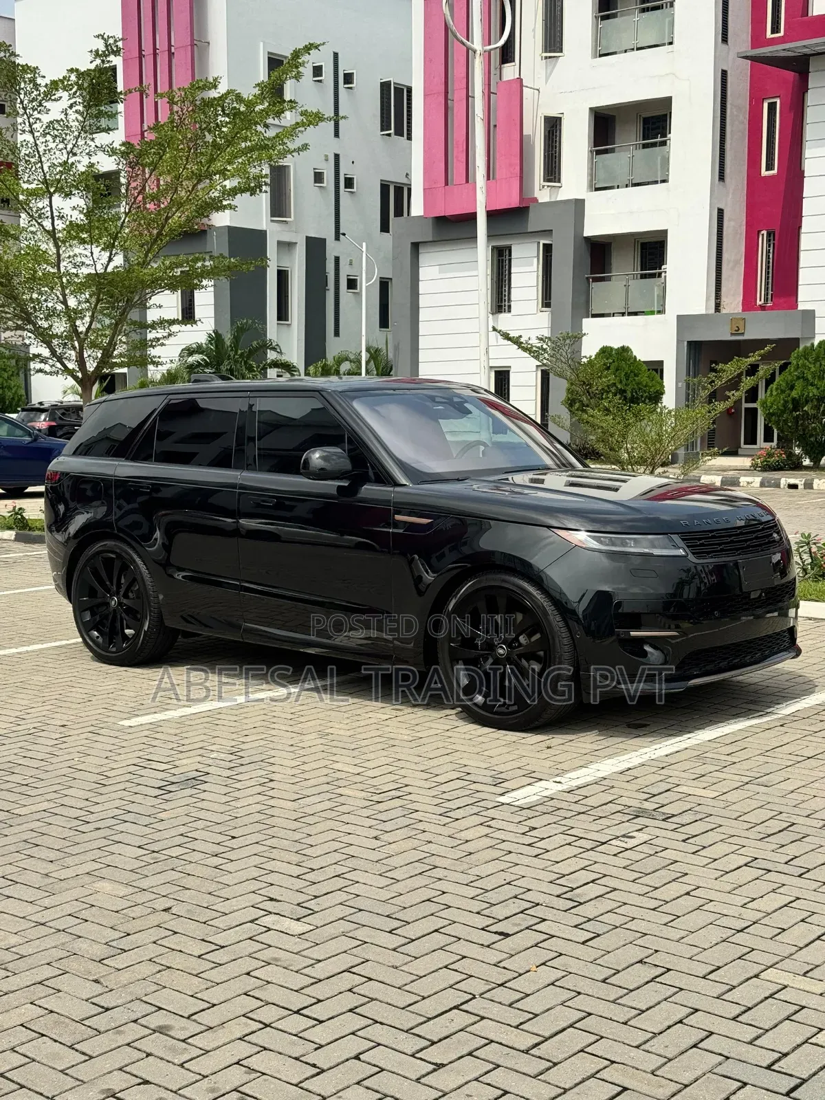 Land Rover Range Rover Sport P400 SE Dynamic 4WD 2023 Black