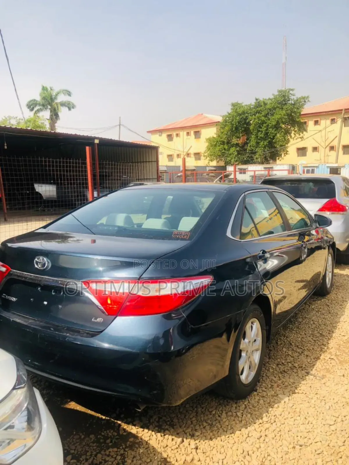 Toyota Camry LE 4dr Sedan (2.5L 4cyl 6A) 2016 Blue