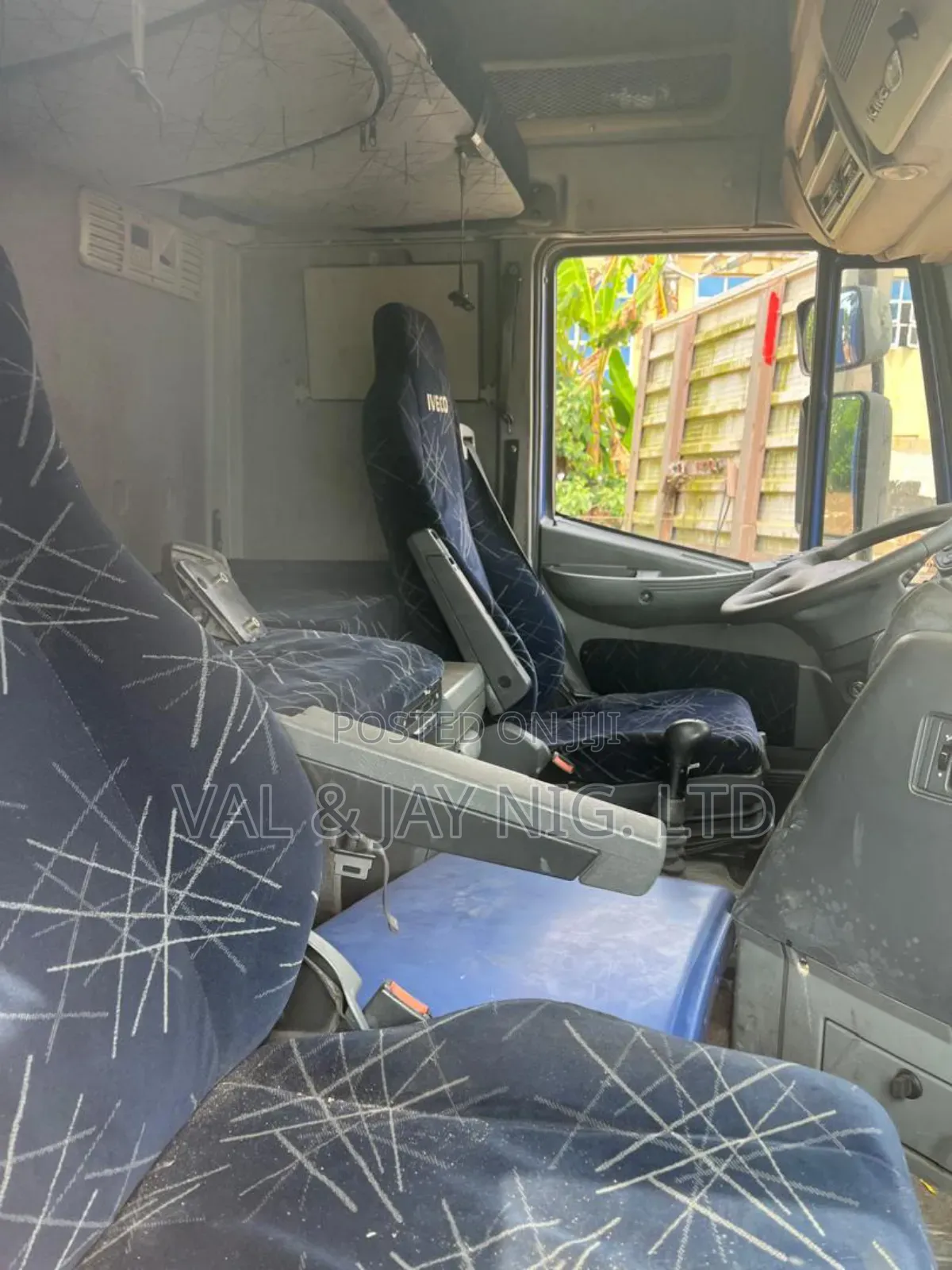 Iveco Stralis Truck - Single Axle - Foreign Use