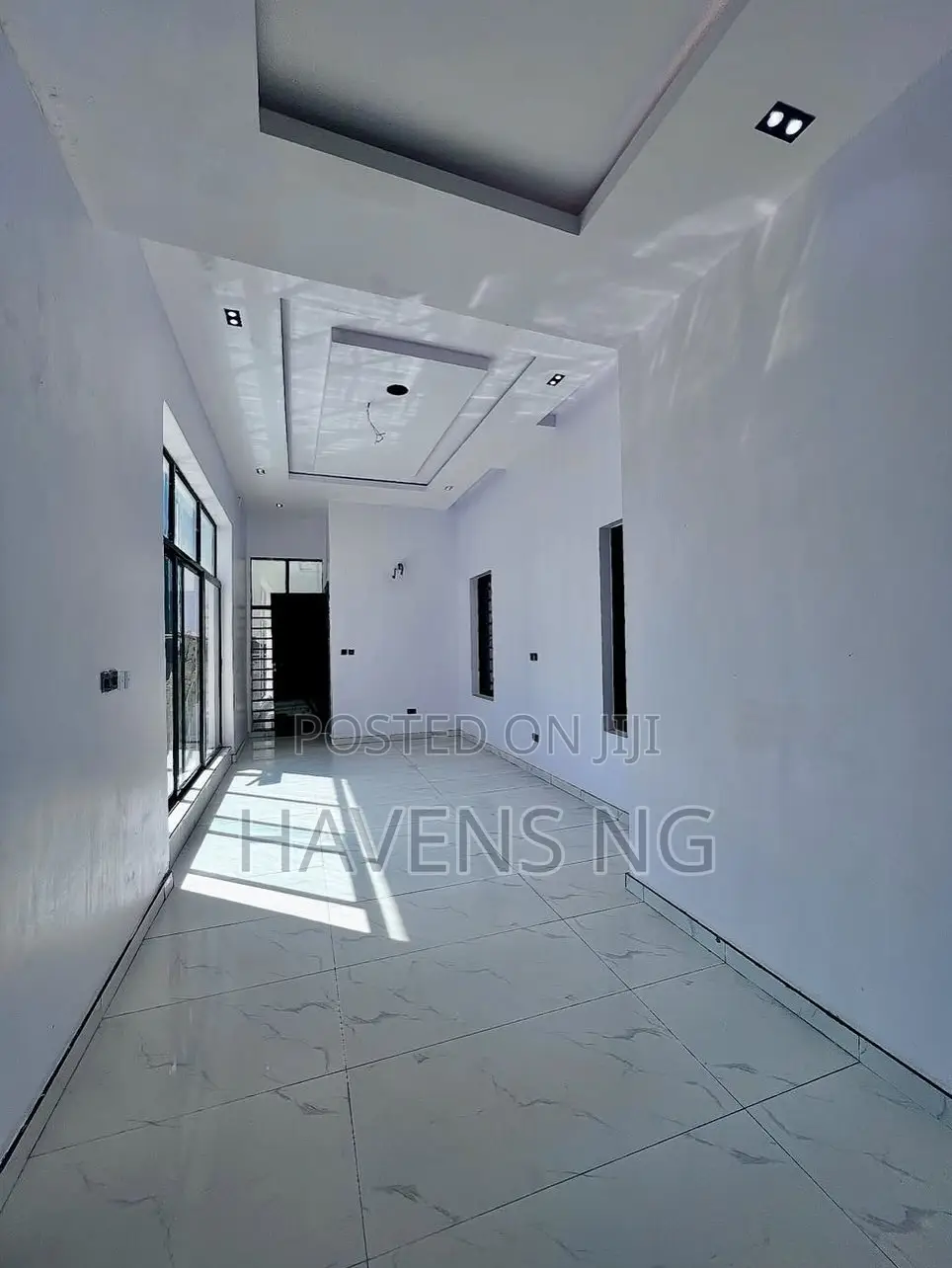5bdrm Duplex in Lekki Phase 1 for sale