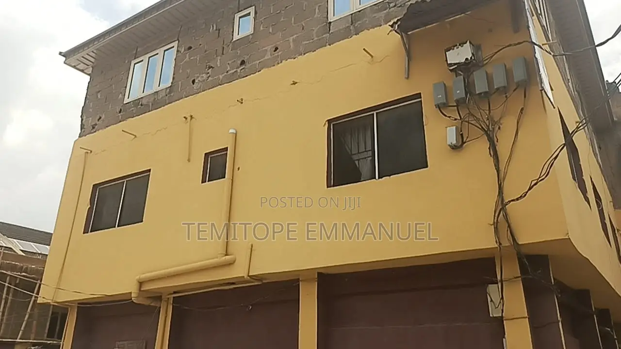 Furnished 18bdrm House in Cement Mongoro, for sale