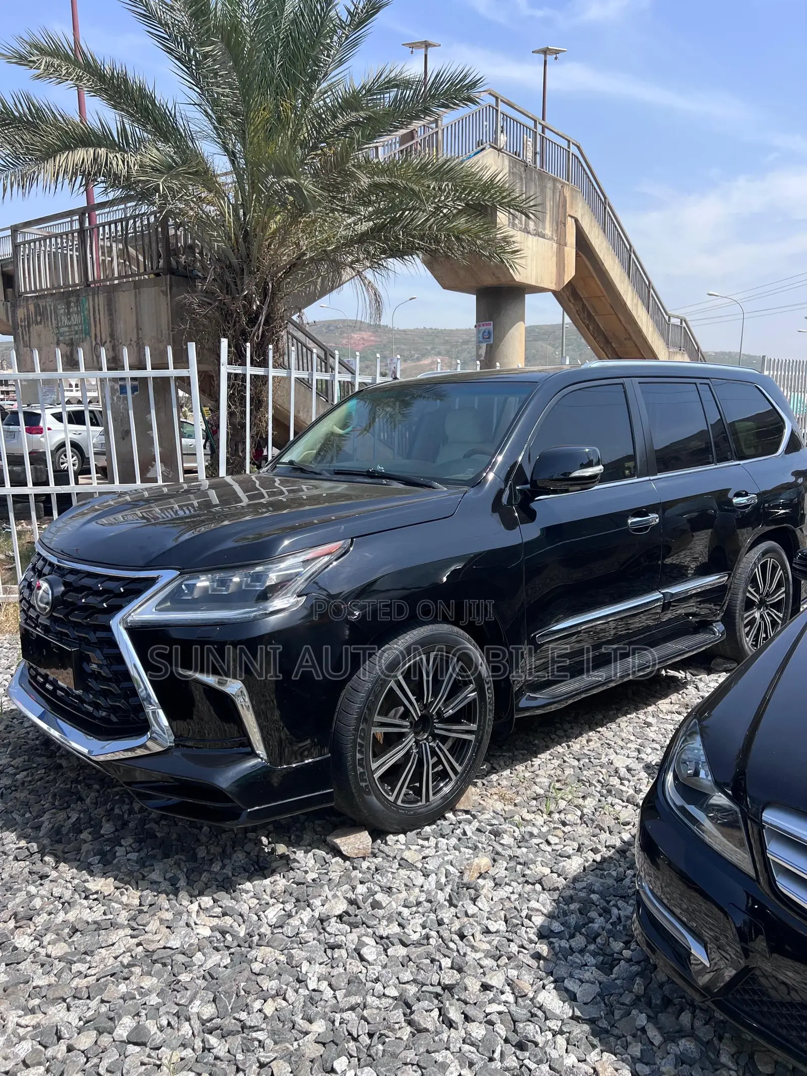 Lexus LX 570 2010 Black