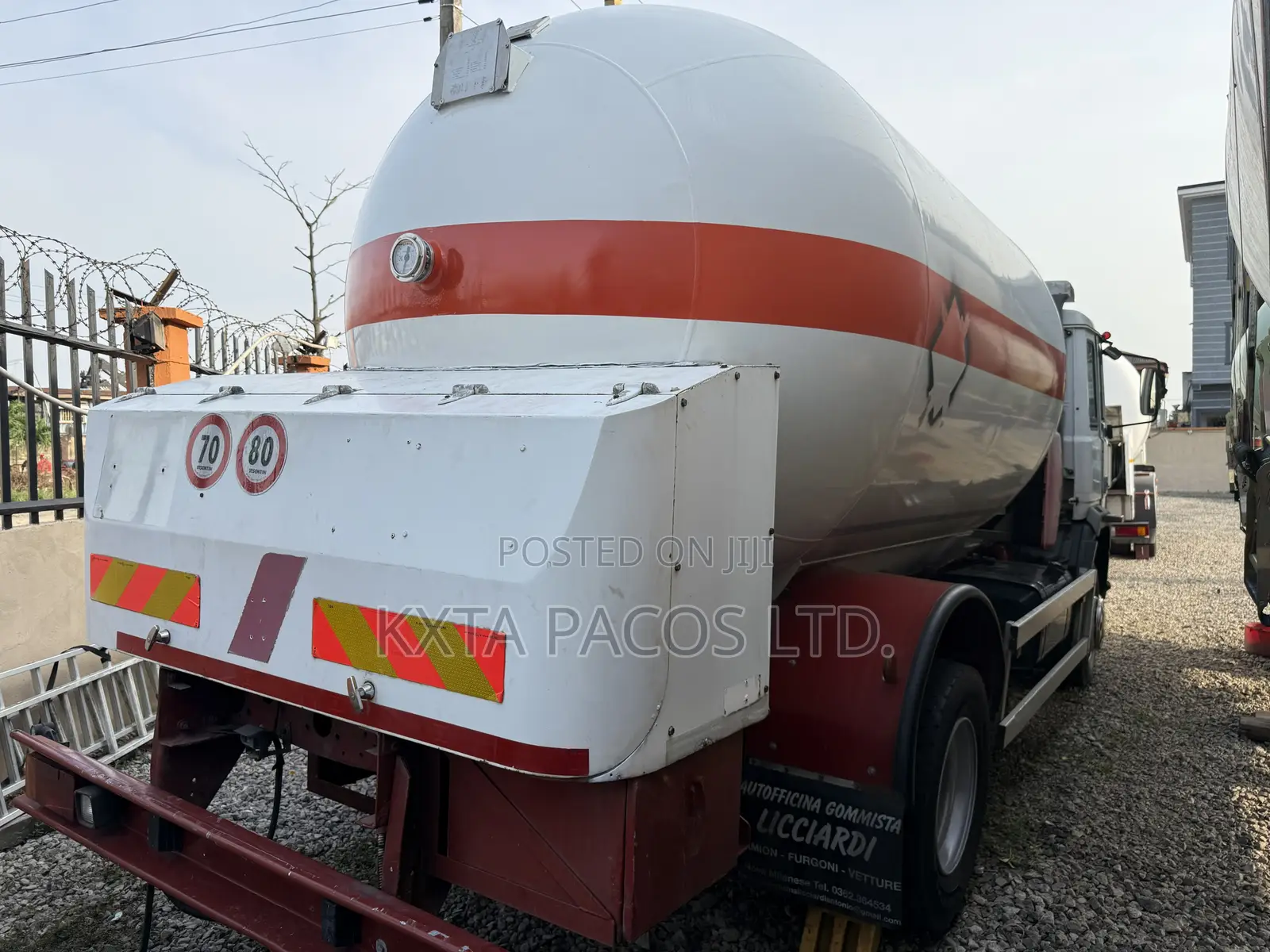 Gas Truck 7.5tons LPG Bobtail Gas Tank Truck