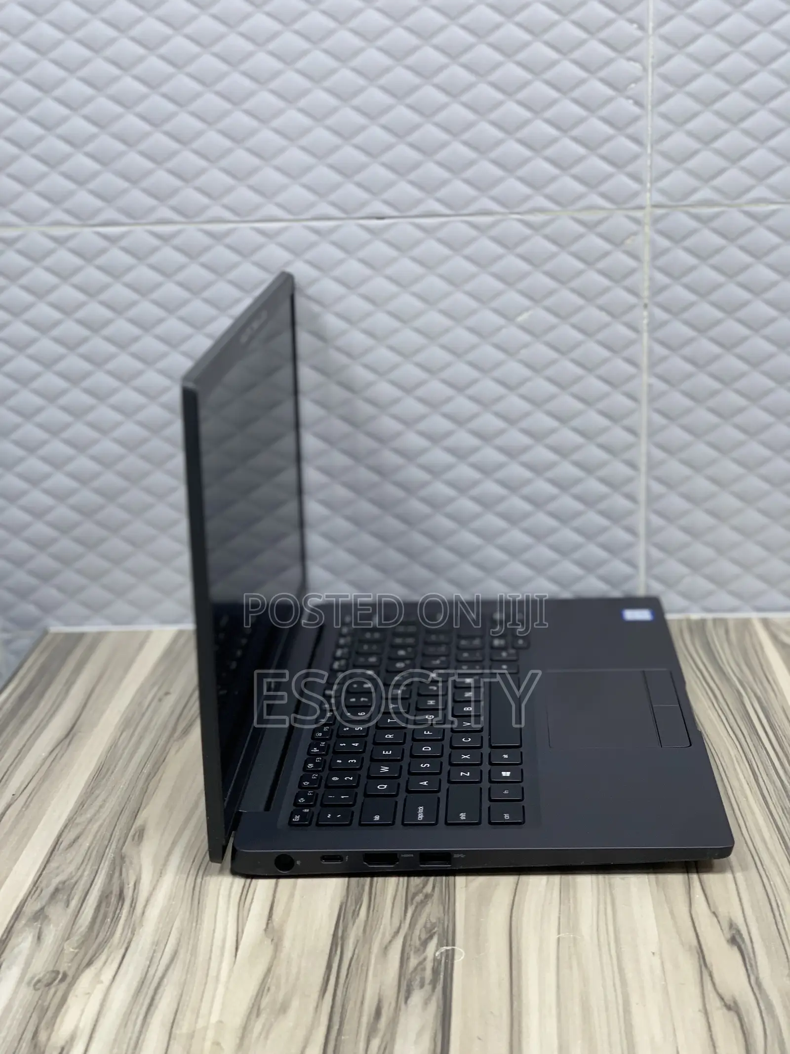 Laptop Dell Latitude 7400 8GB Intel Core I5 SSD 256GB