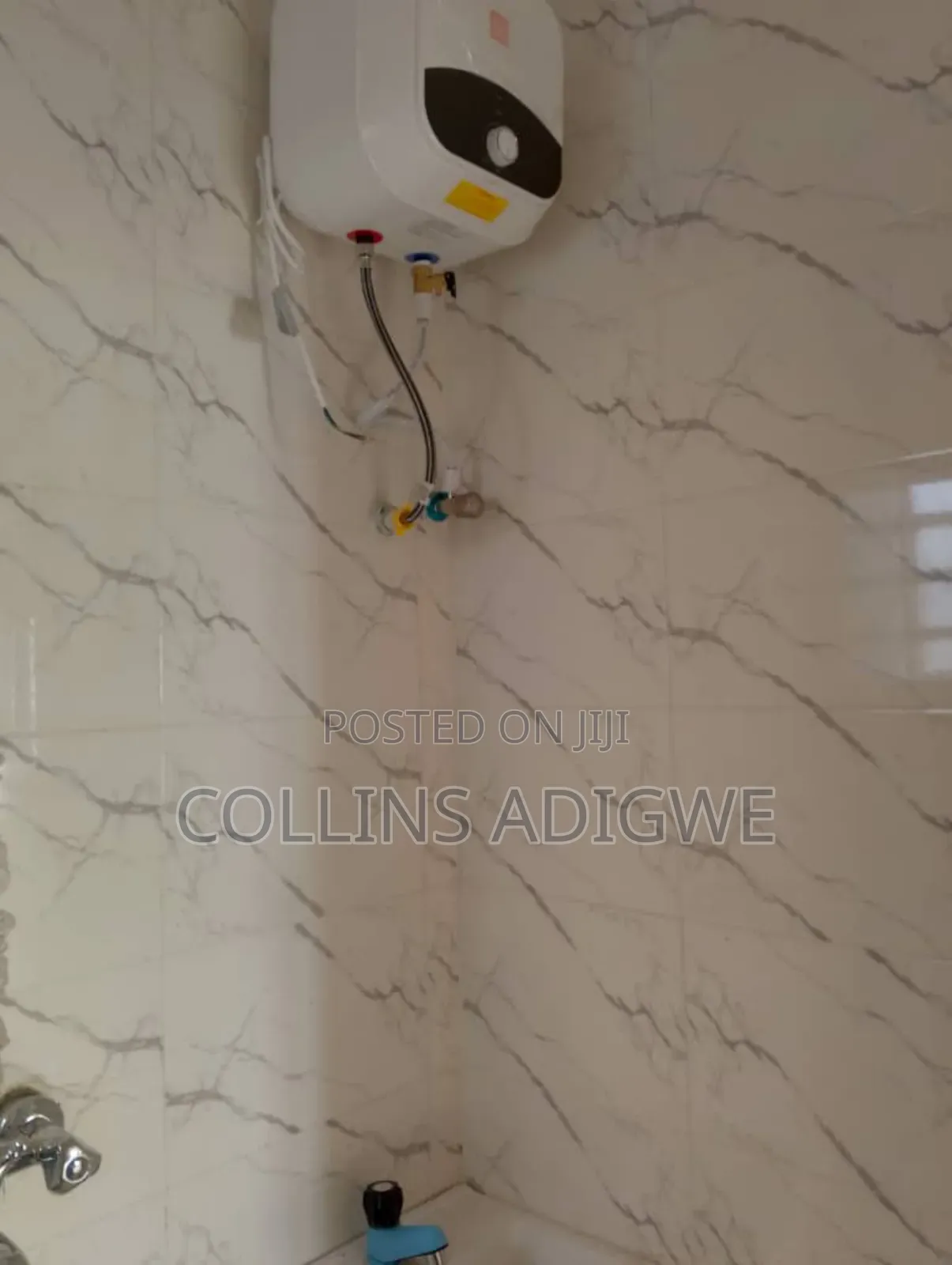 2bdrm Apartment in Ogombo Ajah for rent