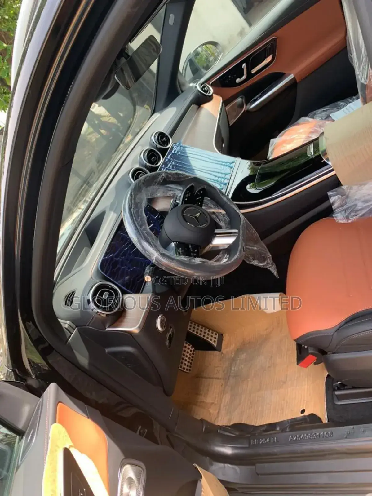 New Mercedes-Benz GLC-Class GLC 300 4MATIC AWD 2025 Black