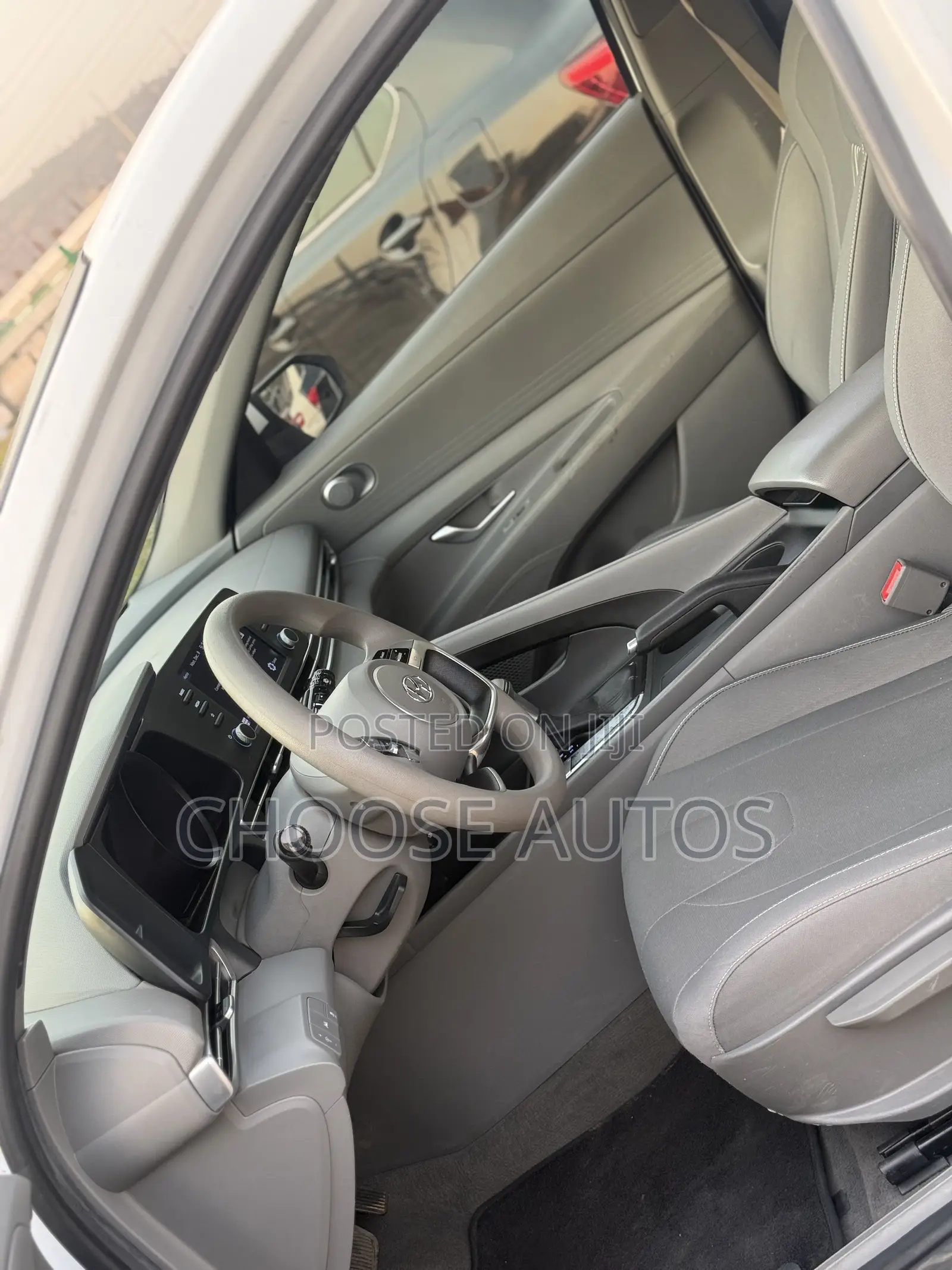 Hyundai Elantra SE 2022 White