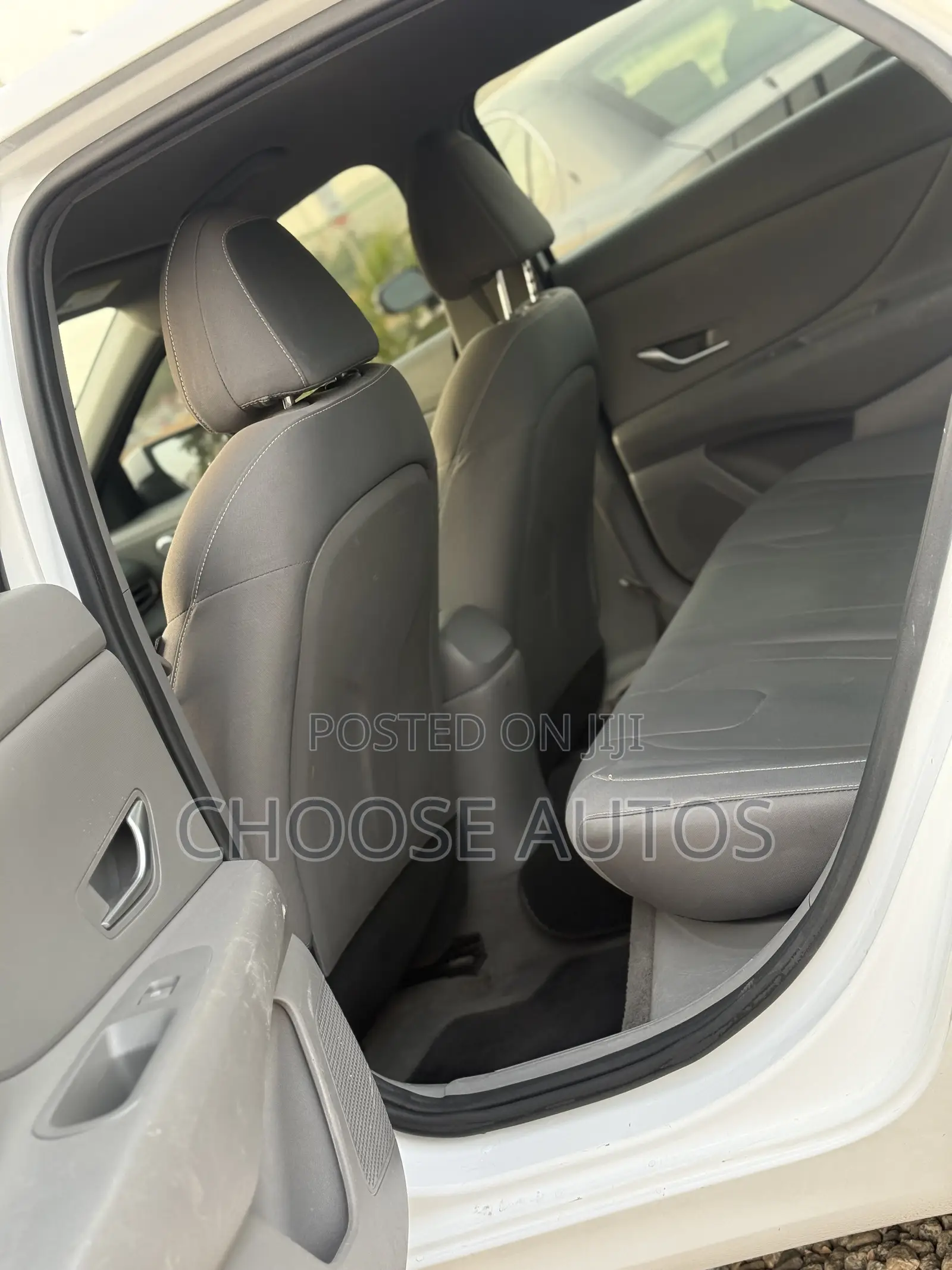 Hyundai Elantra SE 2022 White