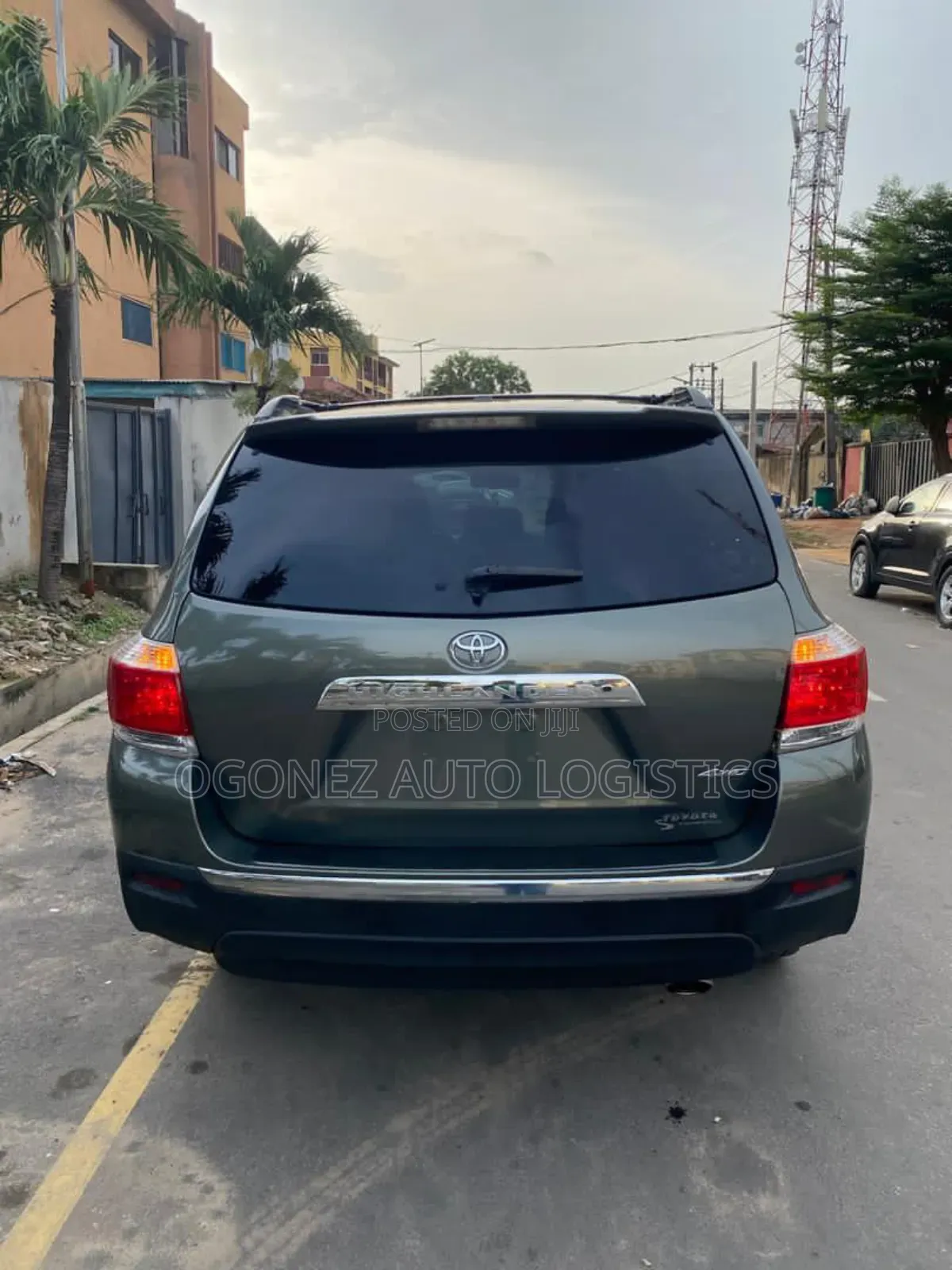 Toyota Highlander SE 3.5L 4WD 2013 Green