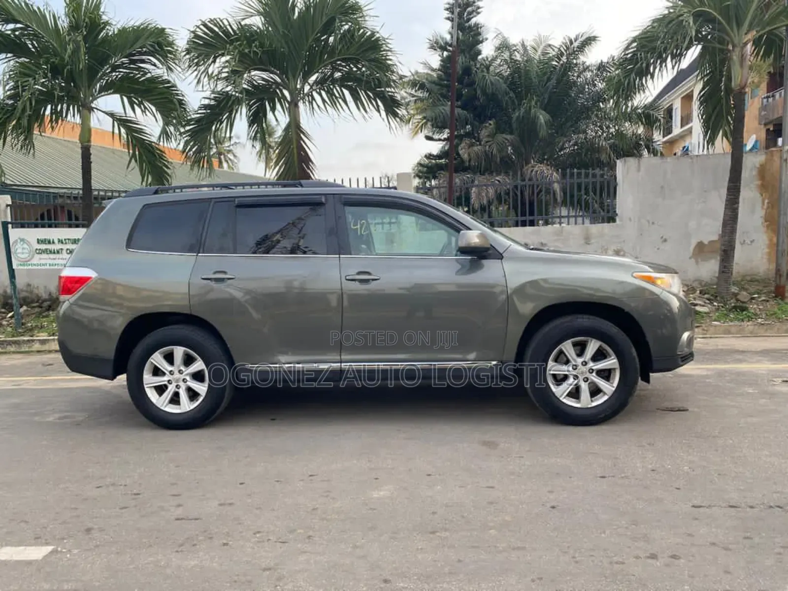 Toyota Highlander SE 3.5L 4WD 2013 Green