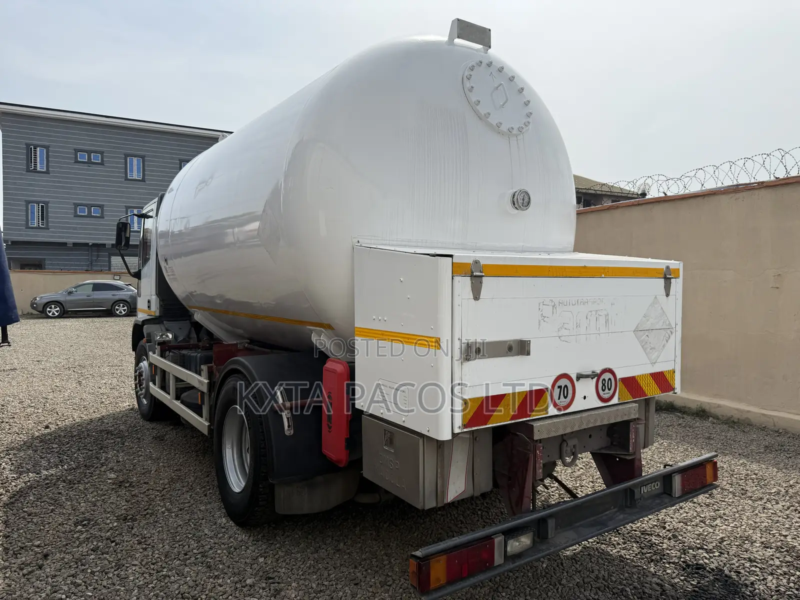 Gas Truck 10tons LPG Bobtail Gas Tank Truck