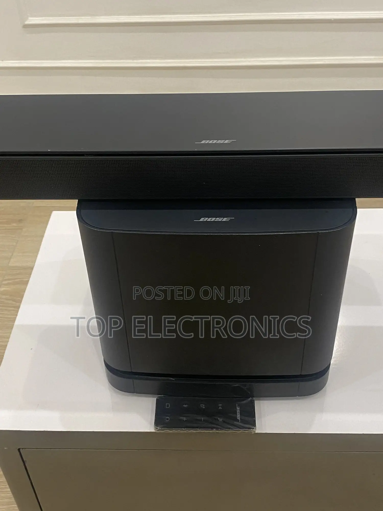 Bose Bass Module 500 + Bose Smart Soundbar 300