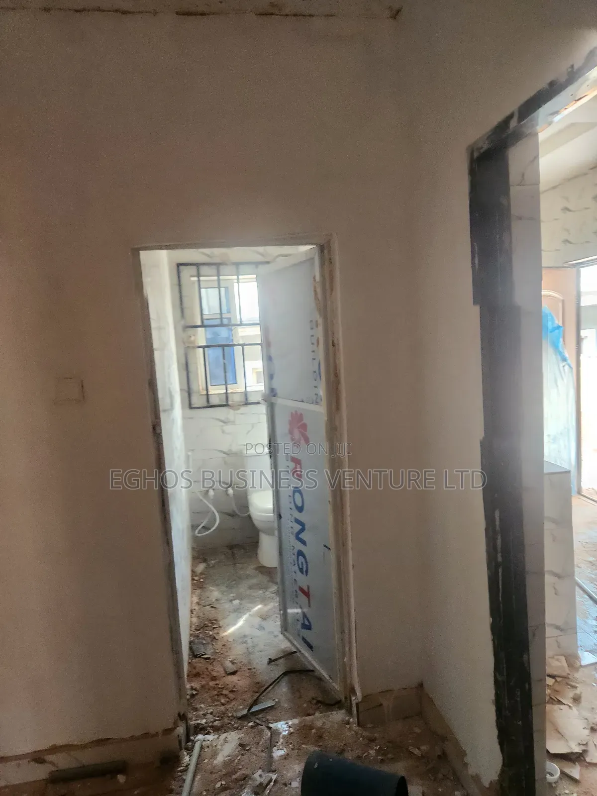 4bdrm Block of Flats in Osaco Estate, Benin City for rent