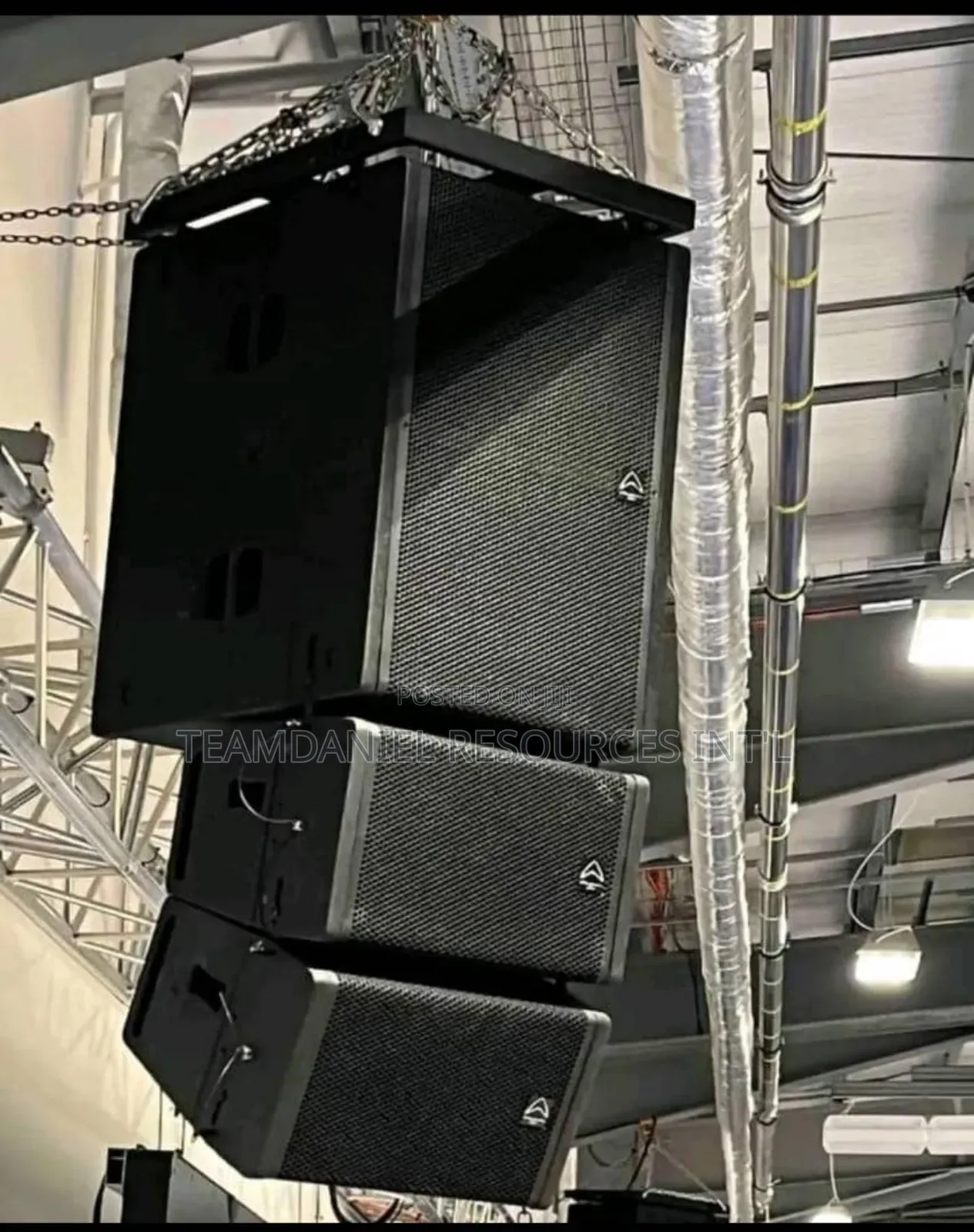 Line Array Speakers