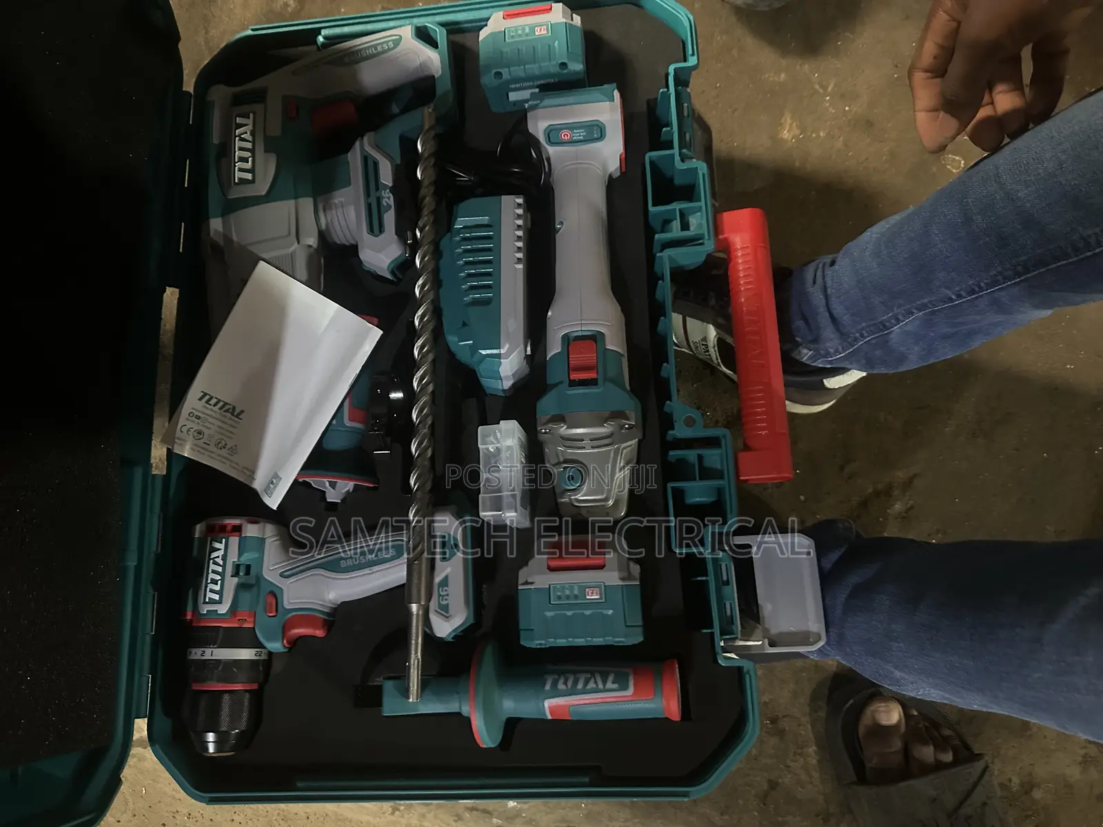 Complete Tools Box Rechargeable Machine With Drill Machine