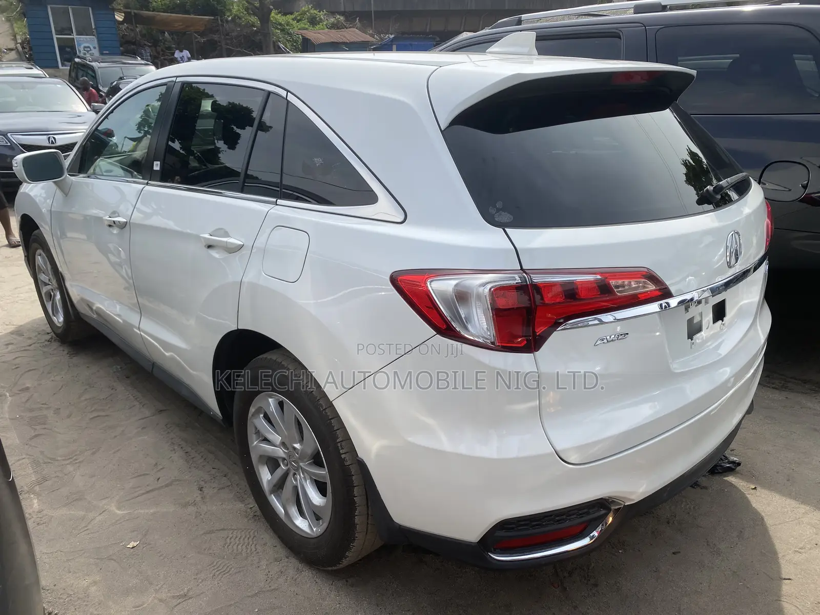 Acura MDX Base SH-AWD 2017 White