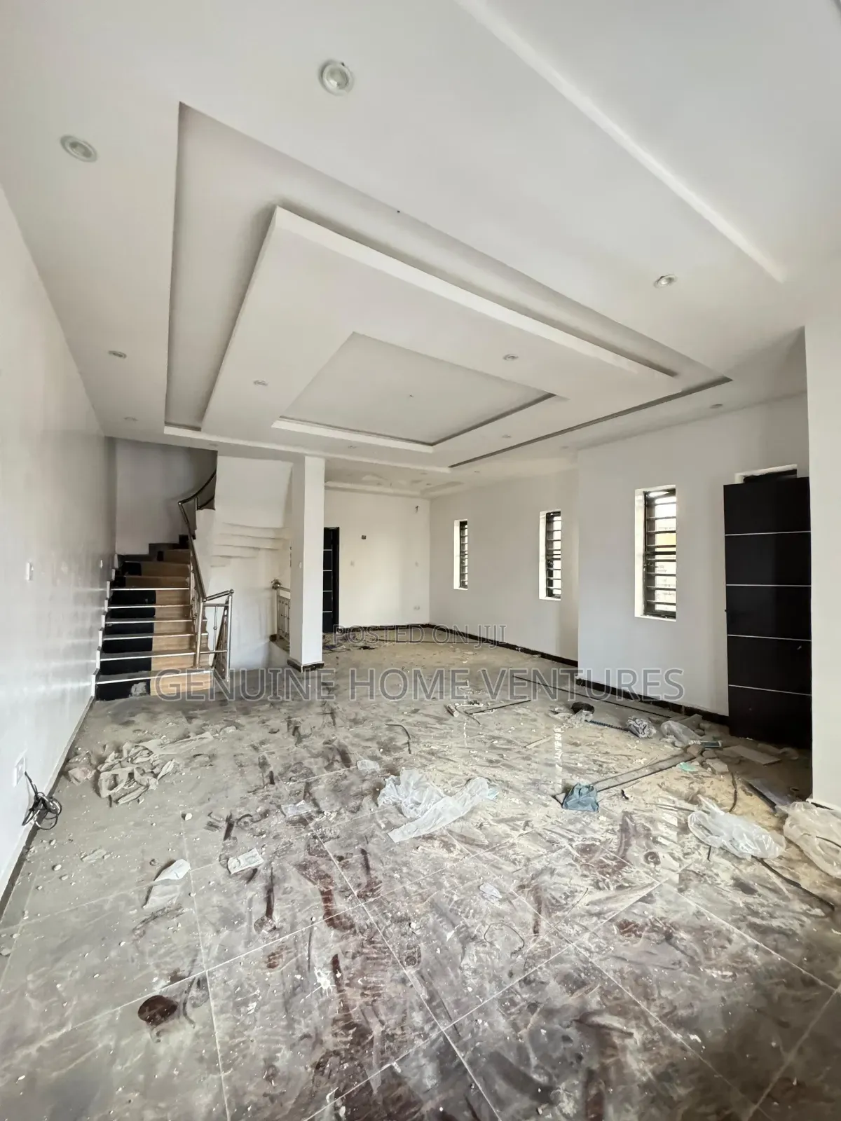4bdrm Duplex in Surulere for sale