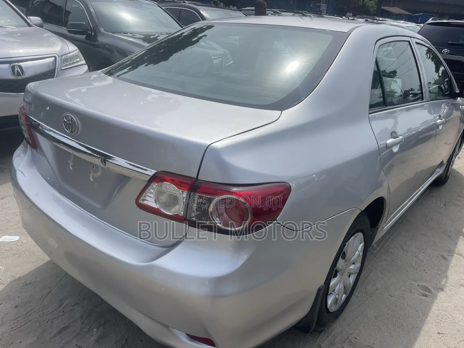 Toyota Corolla LE 4dr Sedan (1.8L 4cyl 4A) 2012 Silver