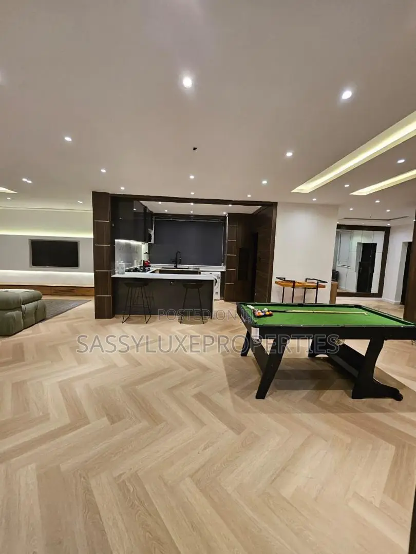 2 Bedroom Luxury Waterfront Apartment