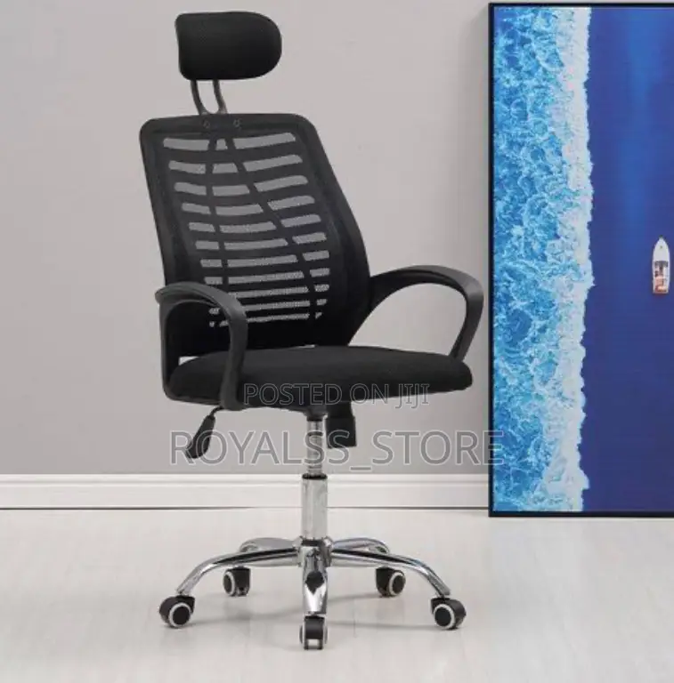 Executive Swivel Chair With Head Rest