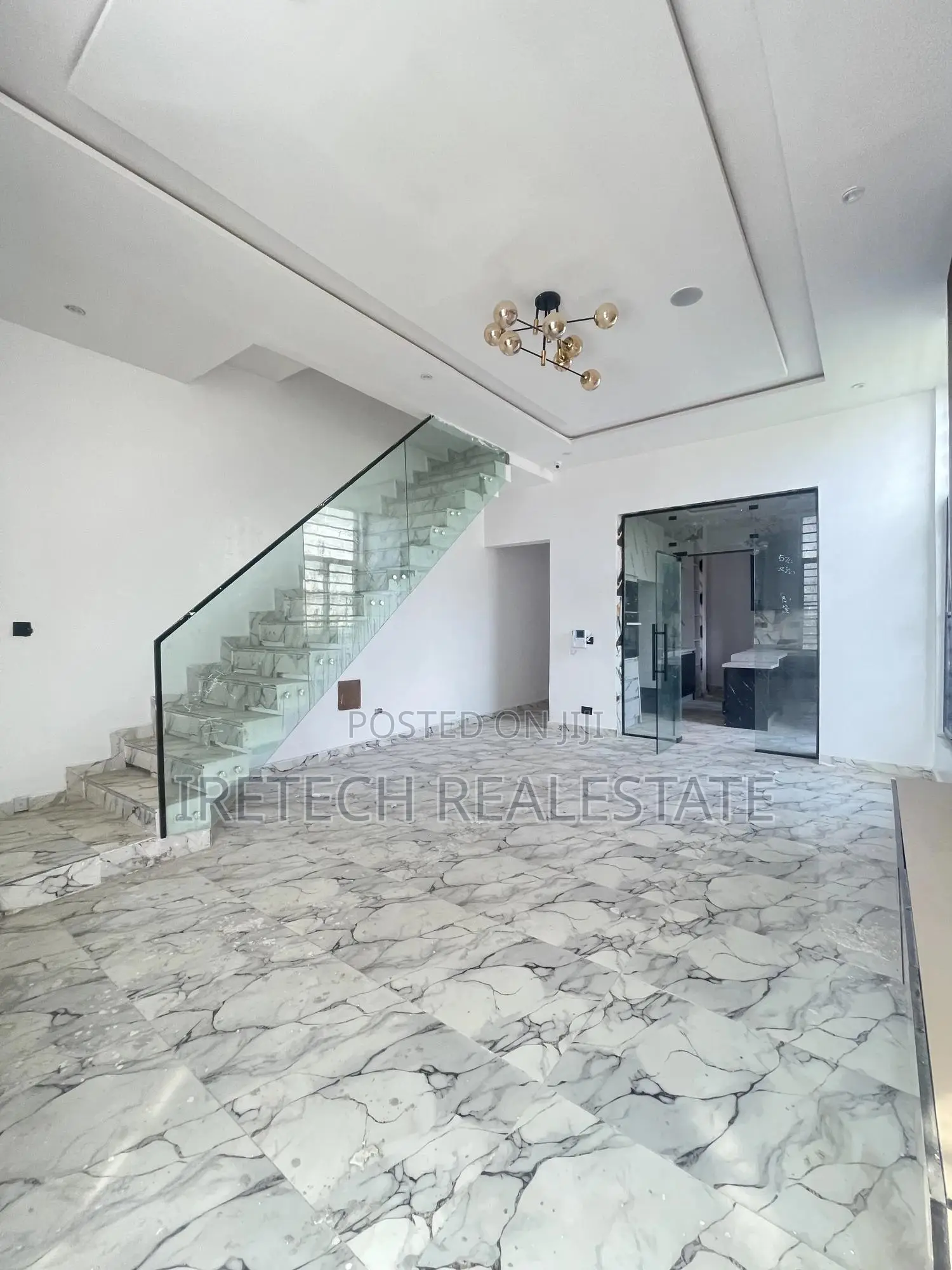 4bdrm Duplex in Ikota Gra for sale