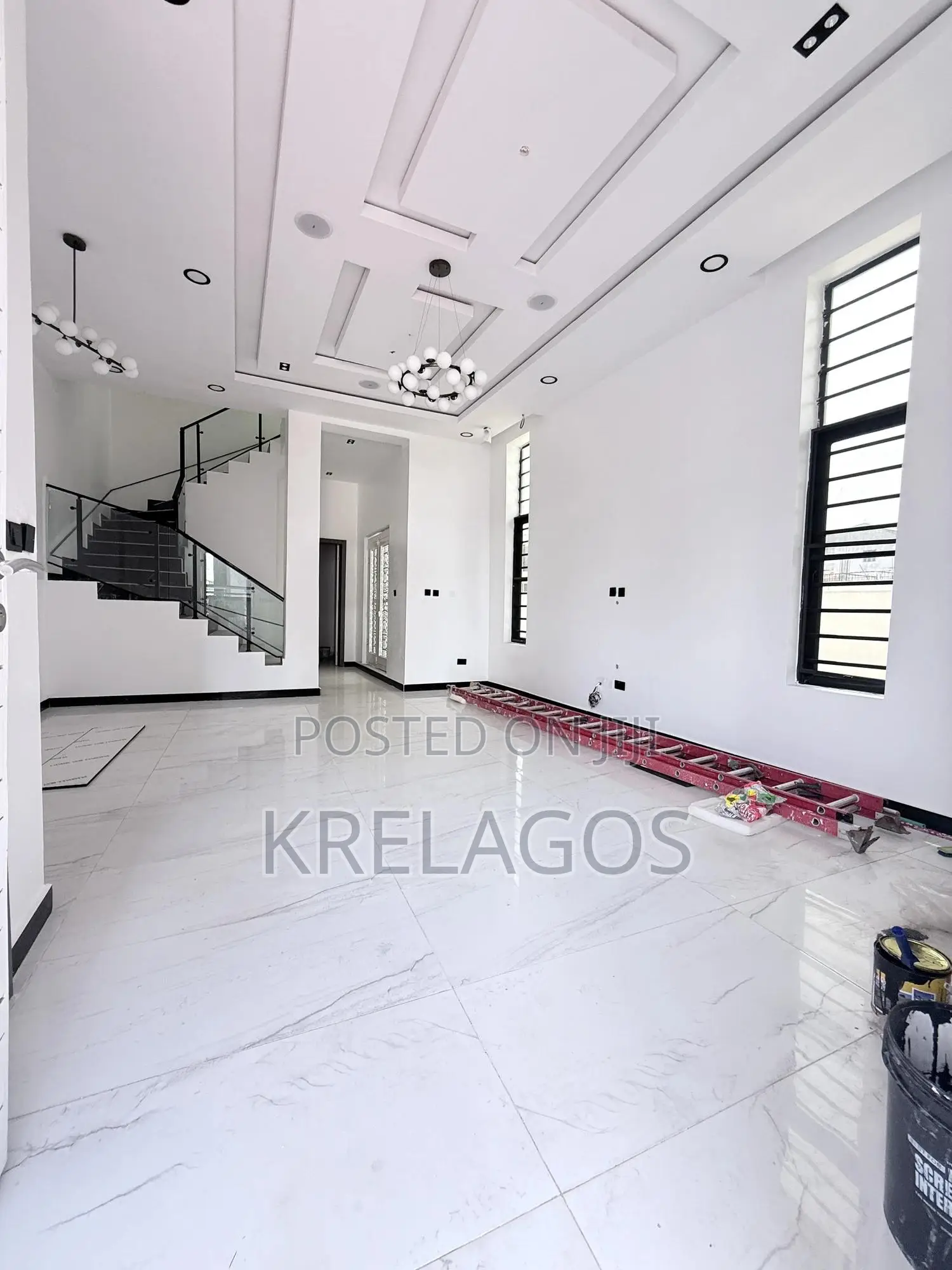 5bdrm Duplex in Ikate for sale