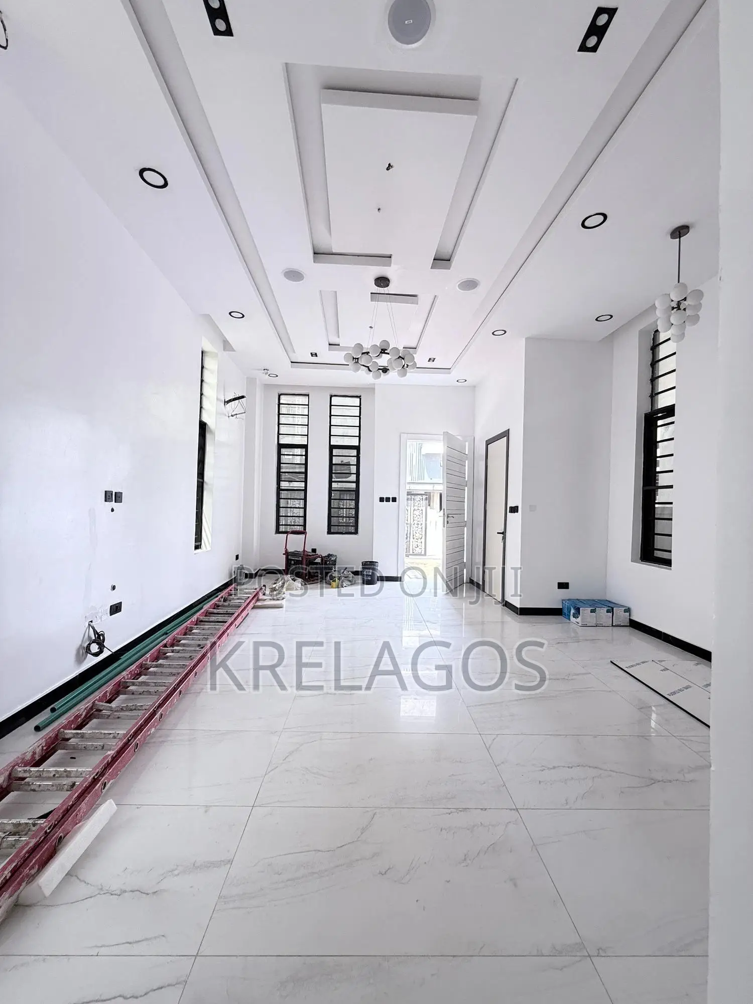 5bdrm Duplex in Ikate for sale
