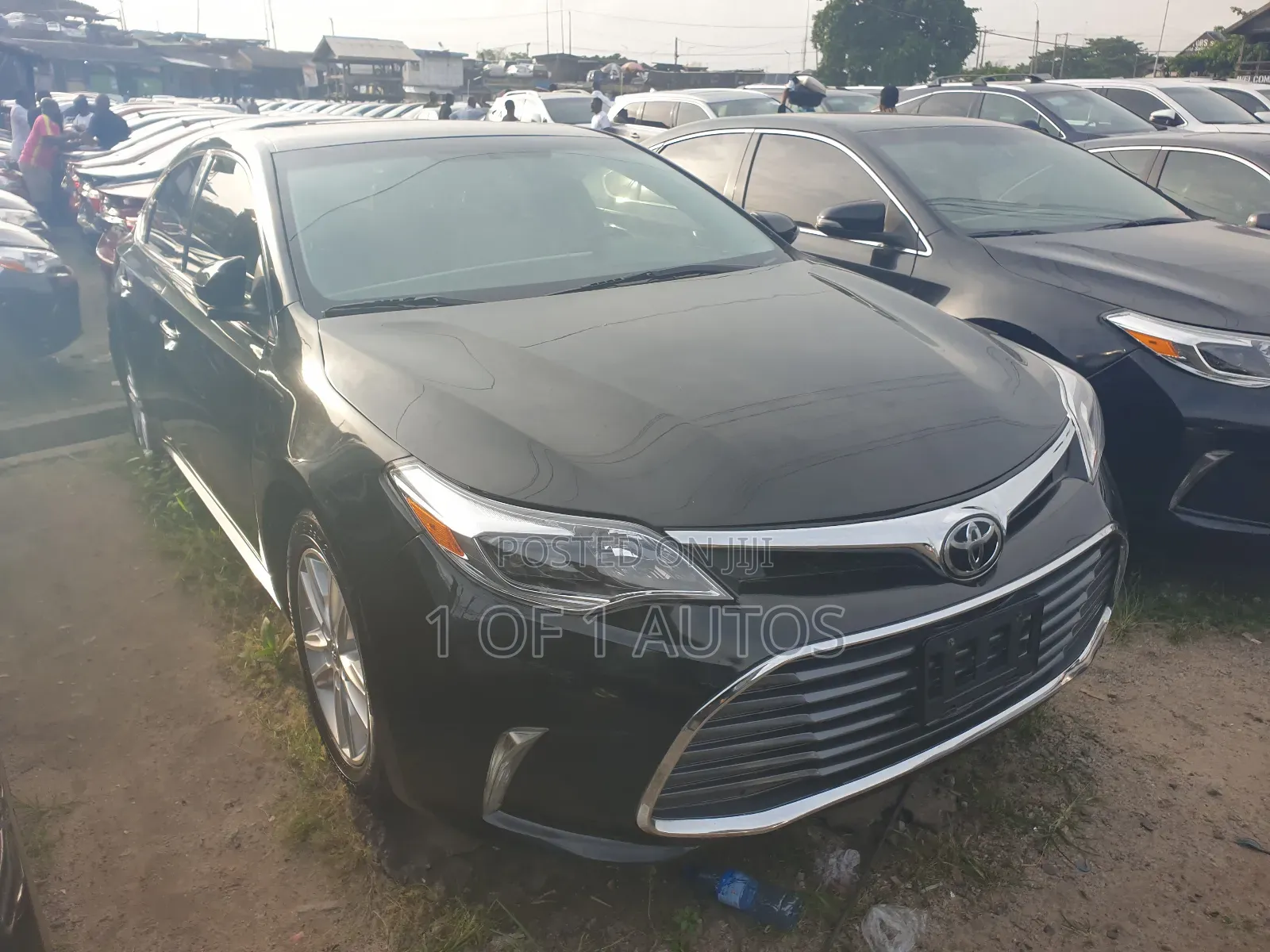 Toyota Avalon XLE Sedar FWD (3.5L 6cyl 6A) 2013 Black