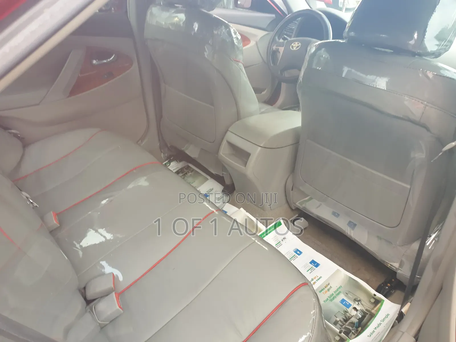 Toyota Camry LE V6 4dr Sedan (3.5L 6cyl 6AM) 2010 Red