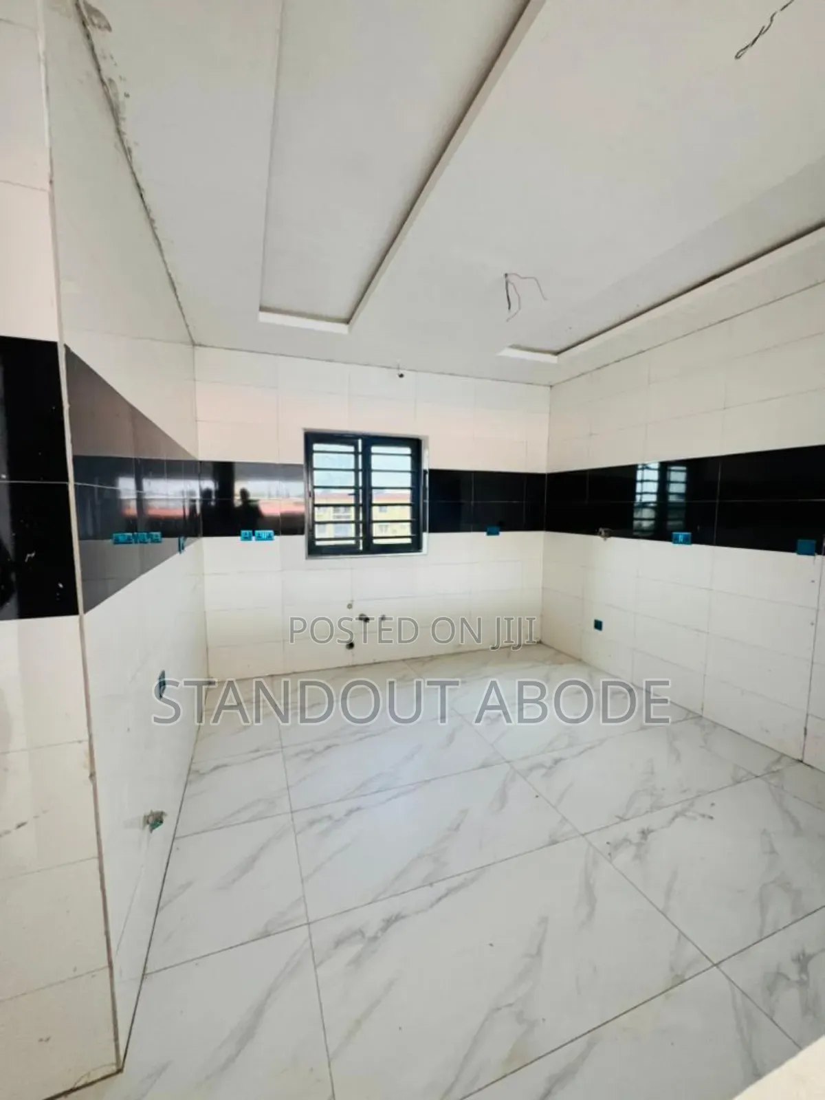 3bdrm Apartment in In An Estate, Ogba for sale