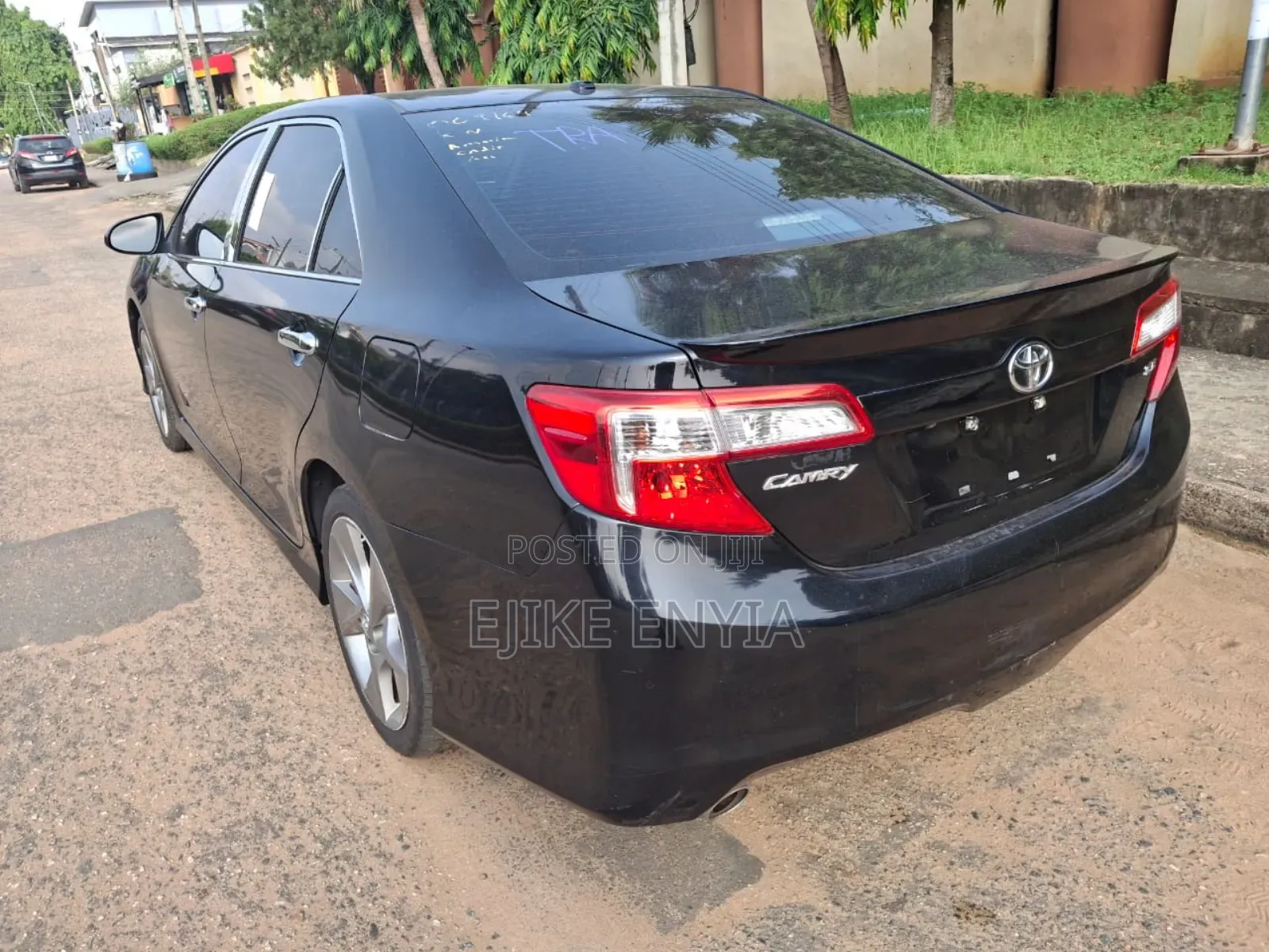Toyota Camry SE V6 4dr Sedan (3.5L 6cyl 6A) 2012 Black