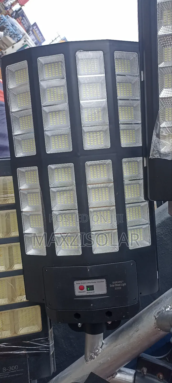 3000 Watts Sukhig Solar Street Light