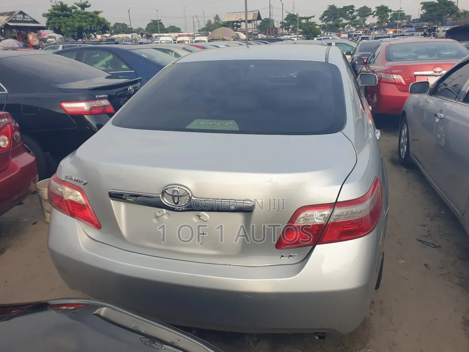 Toyota Camry LE V6 4dr Sedan (3.5L 6cyl 6AM) 2009 Silver