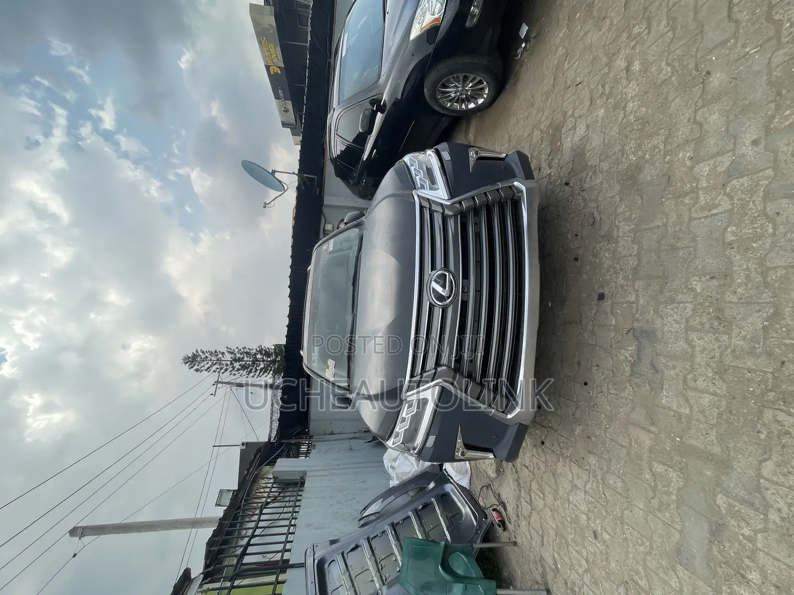 Lexus Lx 570 2013 Upgraded To 2022-23 Facelift