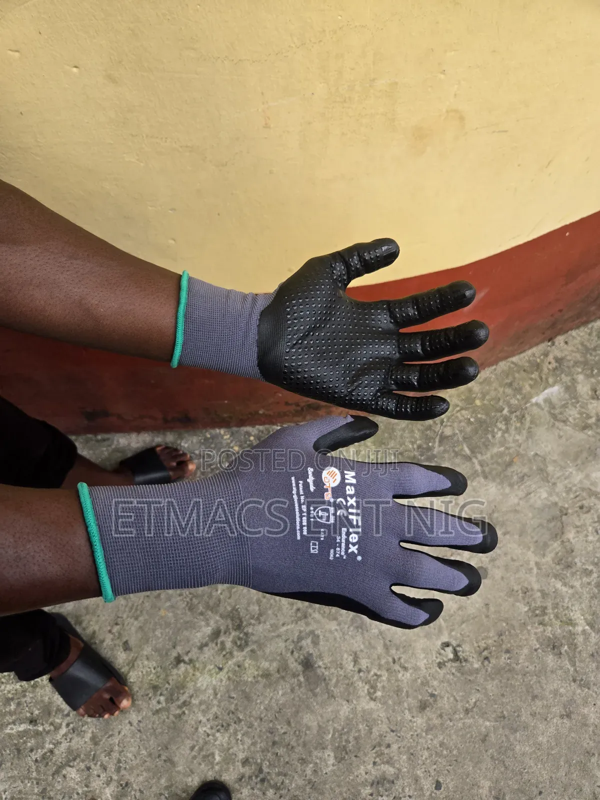 Maxiflex Handglove